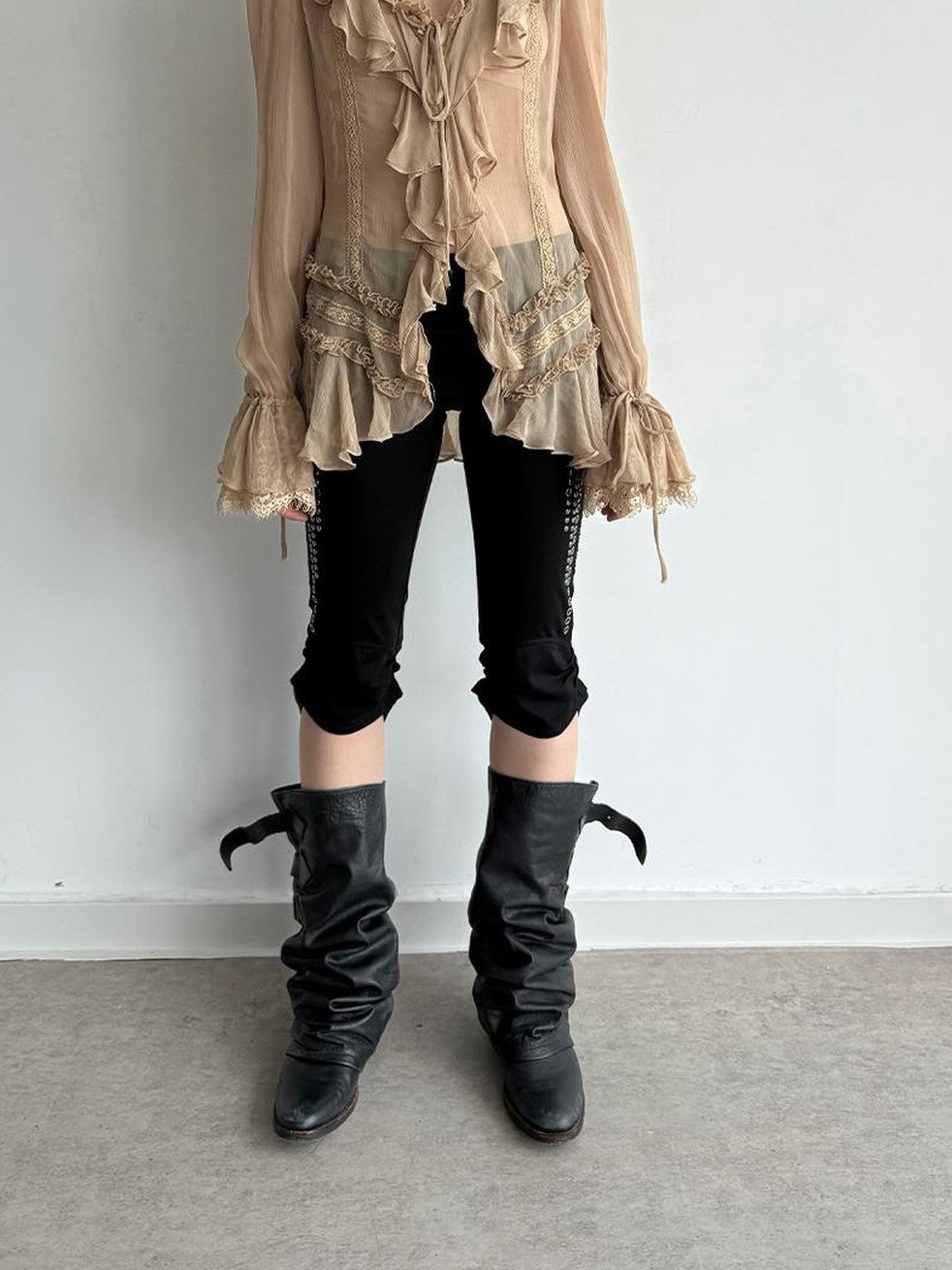 DoublePunch Sheer Ruffled Lace Up Pleated Long Sleeve V-neck Women&