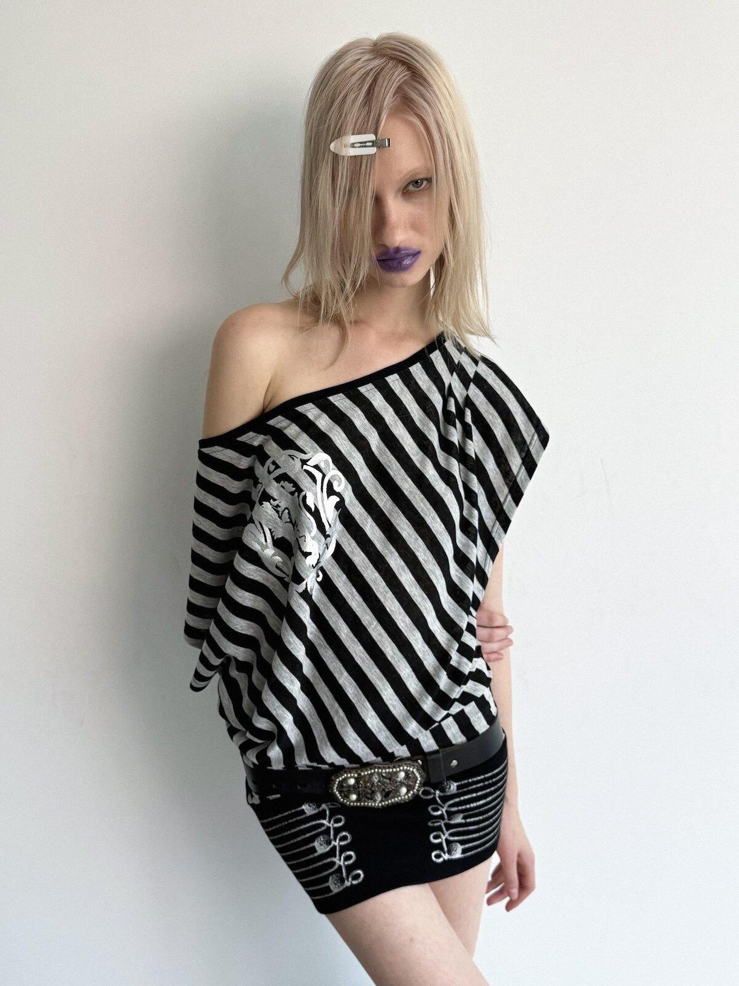DoublePunch Striped Asymmetric Batwing Gold Foil Print Women&