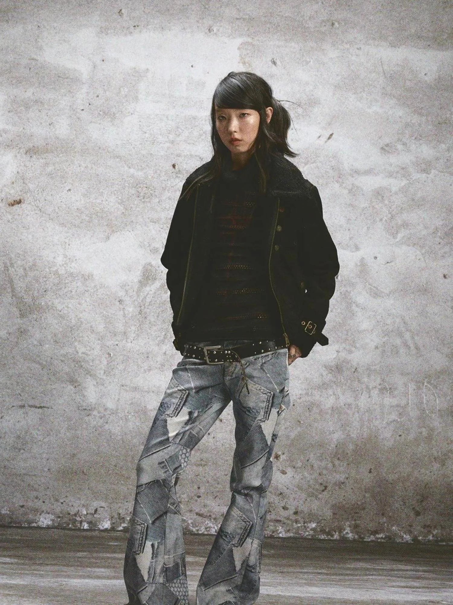 Double Layered Elastic Print Crewneck Long Sleeve Tee