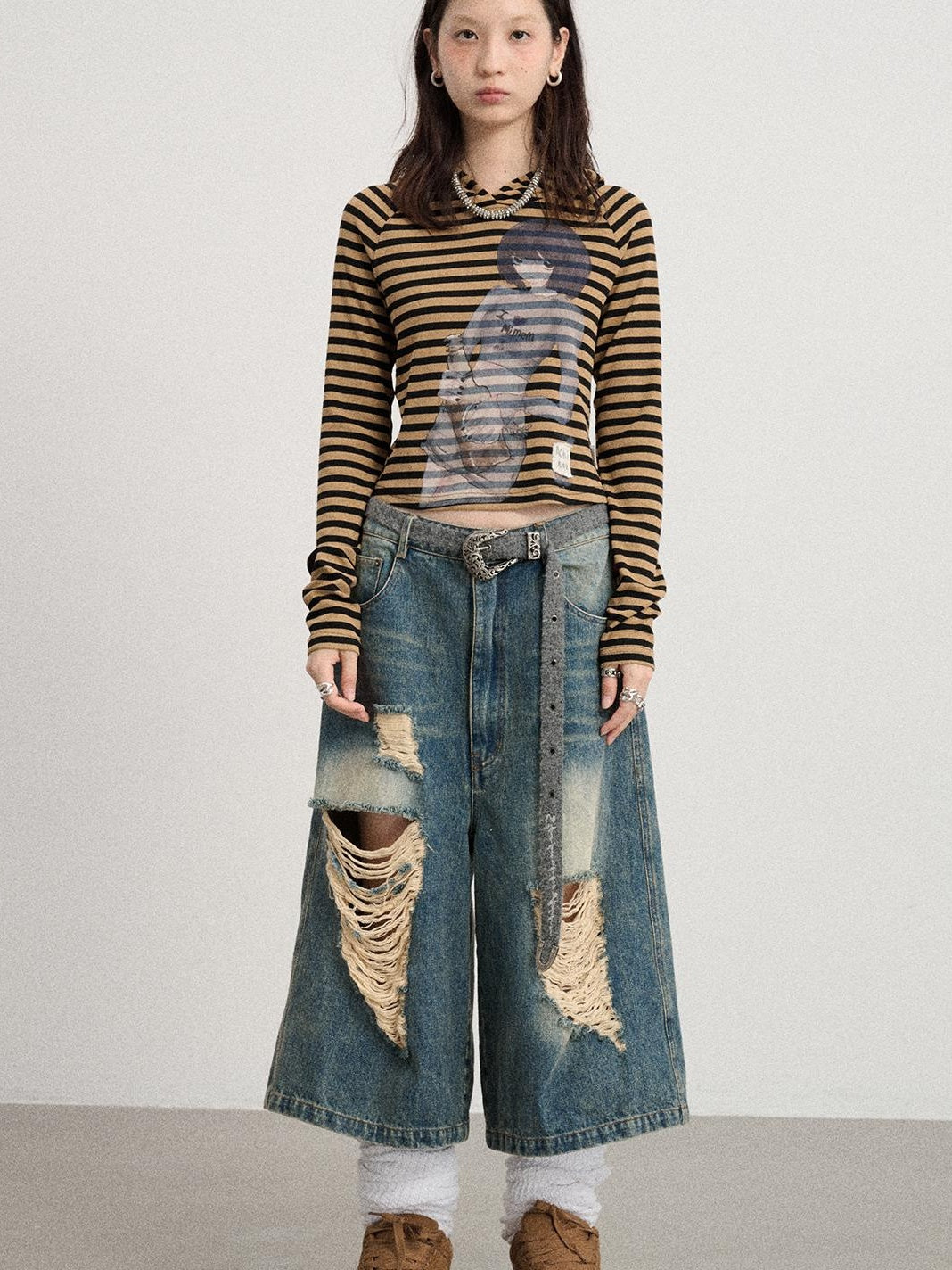 Achihara Drunk Mickey Stripes Long Sleeve Hooded T-Shirt