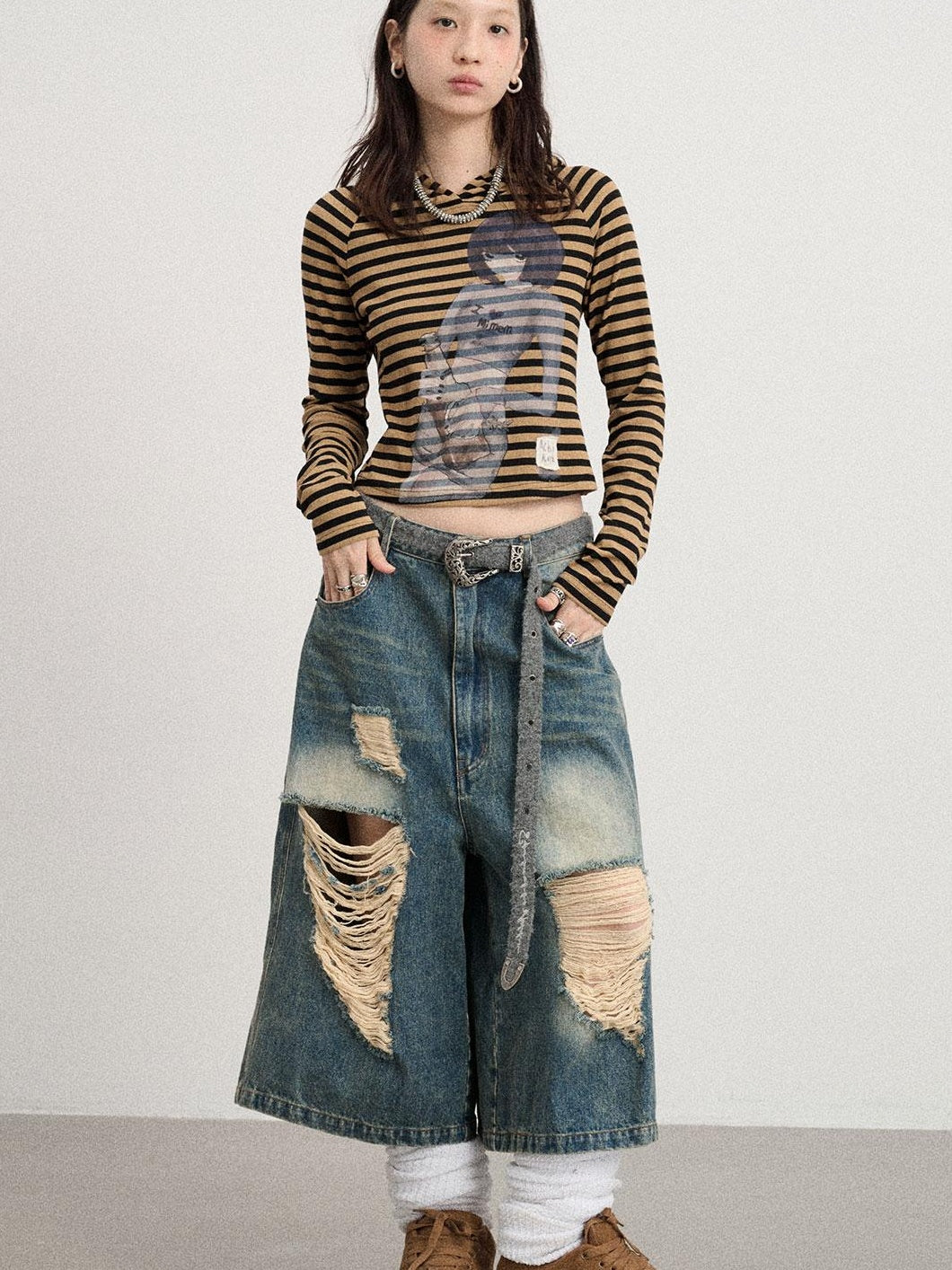 Achihara Drunk Mickey Stripes Long Sleeve Hooded T-Shirt