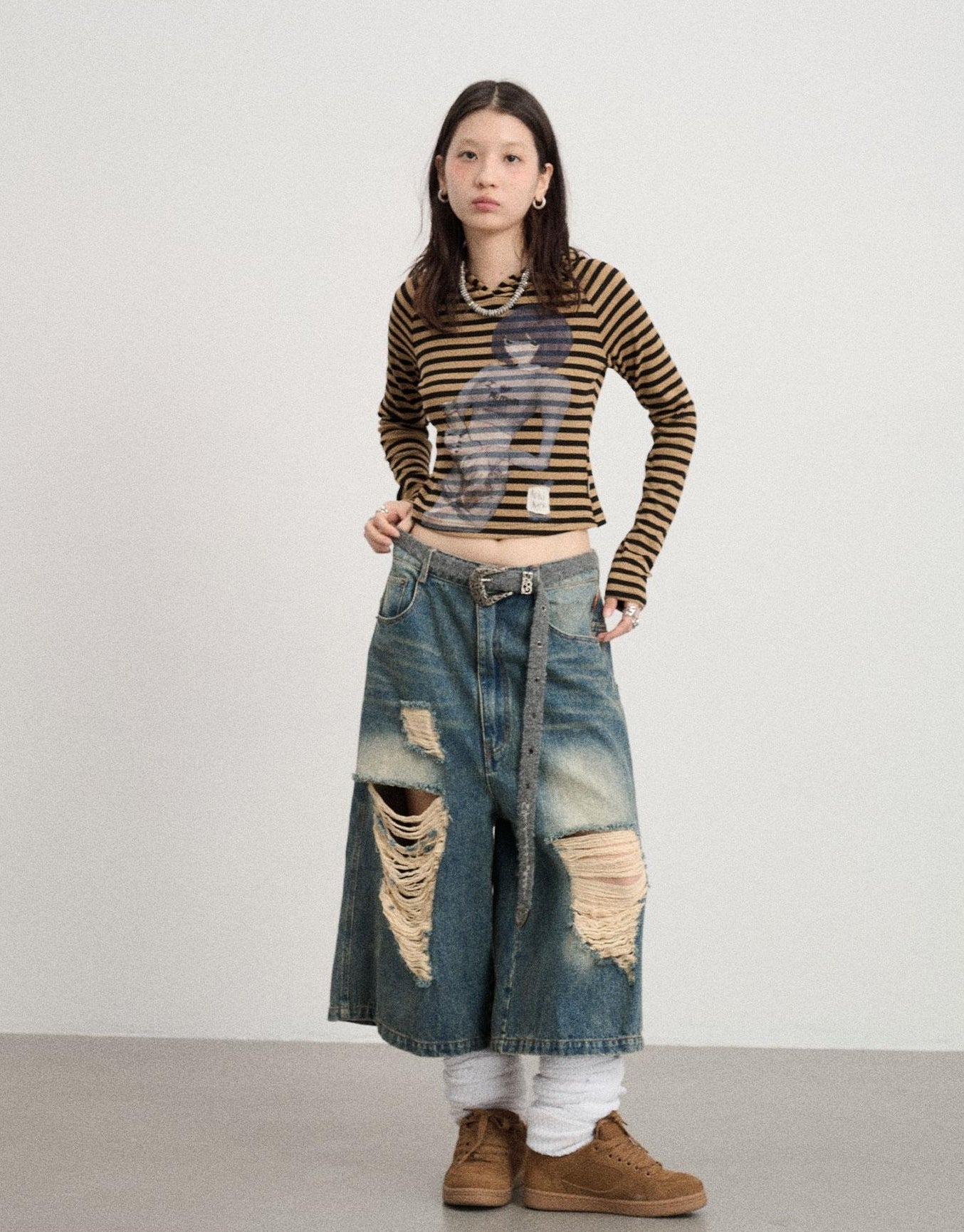 Achihara Drunk Minnie Striped Hoodie Tee