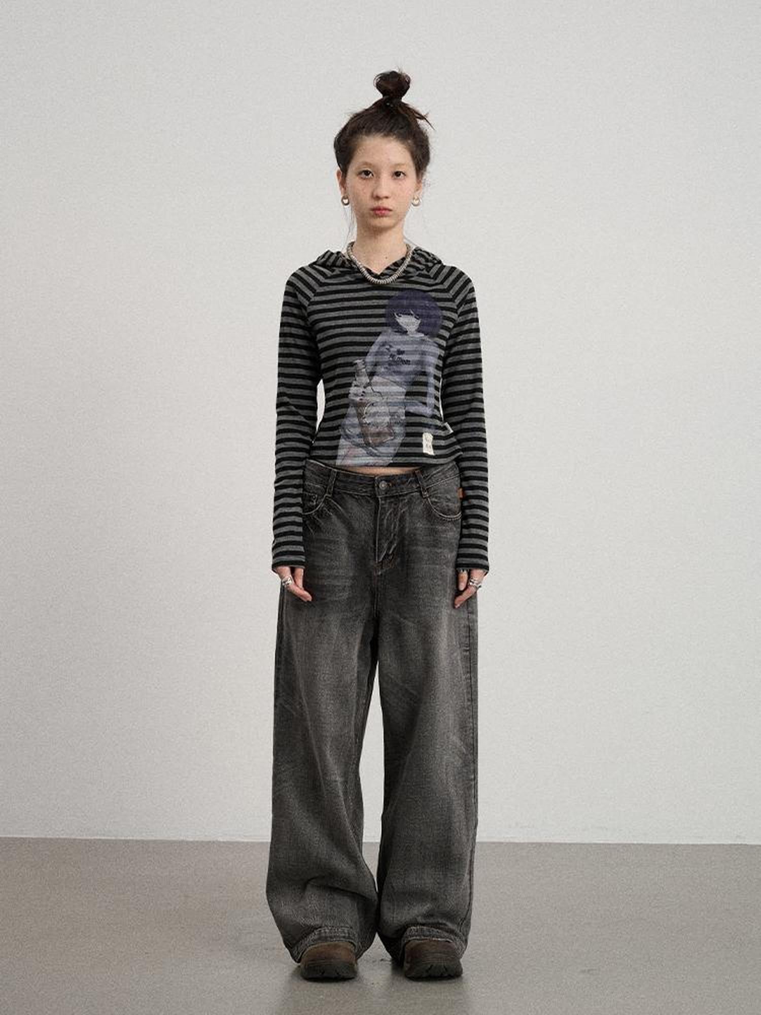 Achihara Drunk Minnie Striped Hoodie Tee