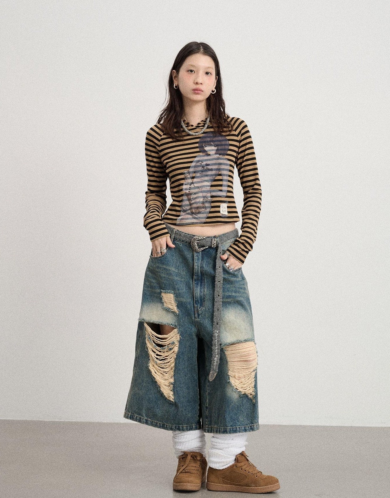 Achihara Drunk Minnie Striped Hoodie Tee