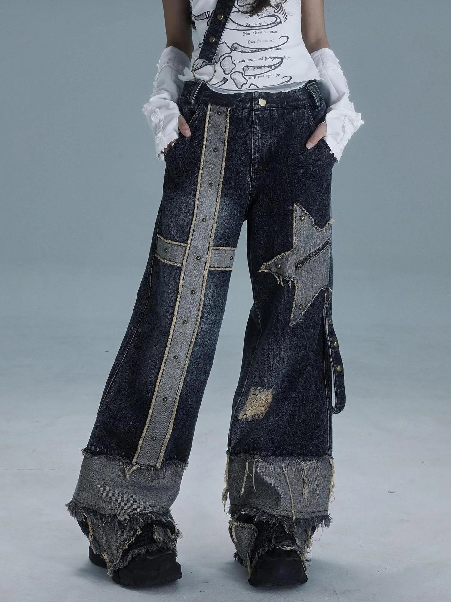 Echo Headphone Denim Low Rise Wide Leg Washed Jeans With Studs