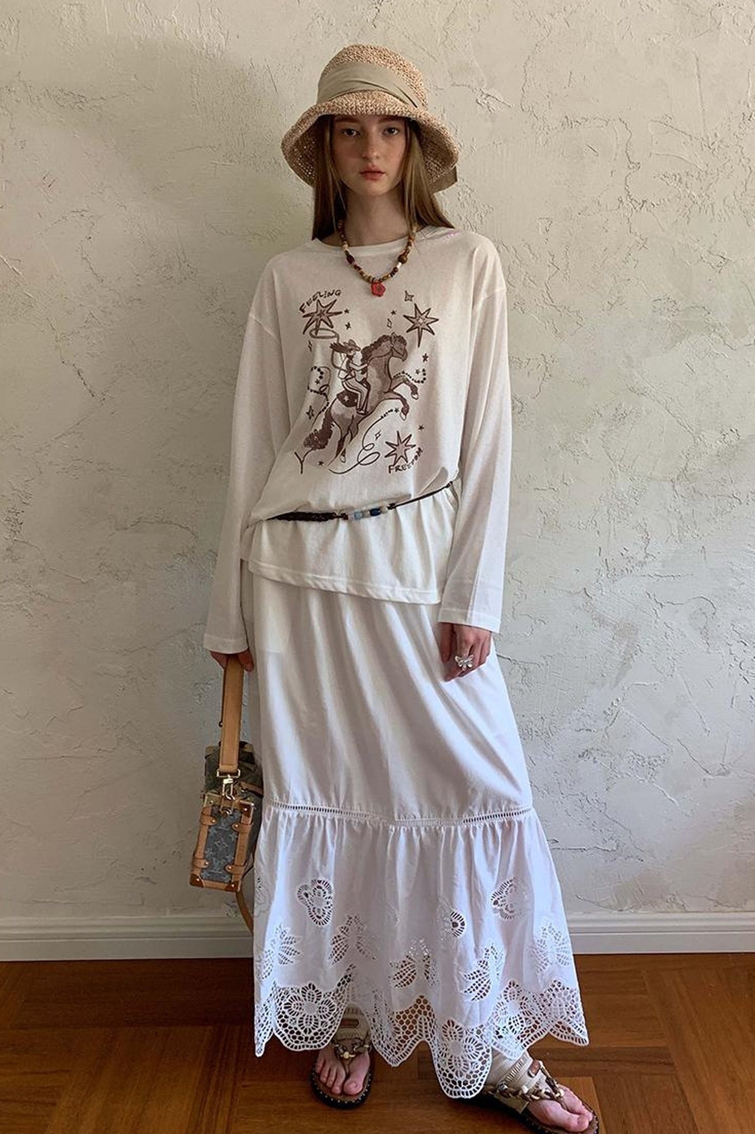 DIDDI MODA Elegant 3D Wave Lace Embroidered Split Hem Skirt
