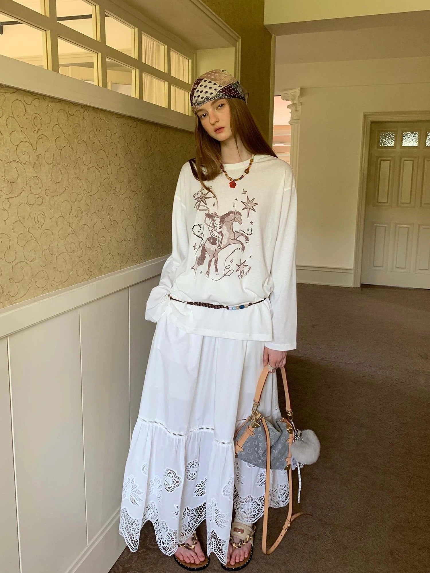 Elegant 3D Wave Lace Embroidered Split Hem Skirt