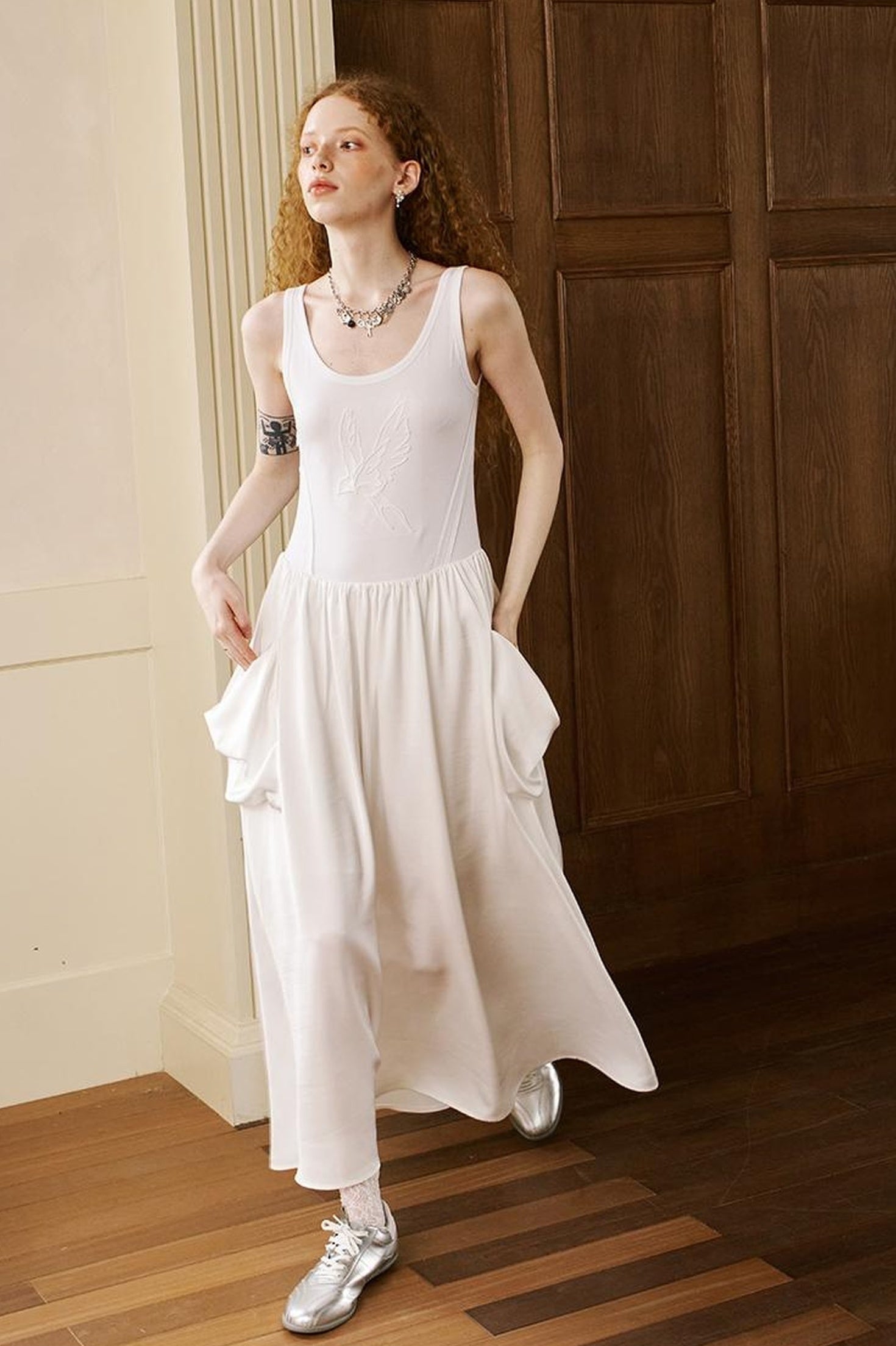 DIDDI MODA Elegant Beaded Butterfly Halter Dress