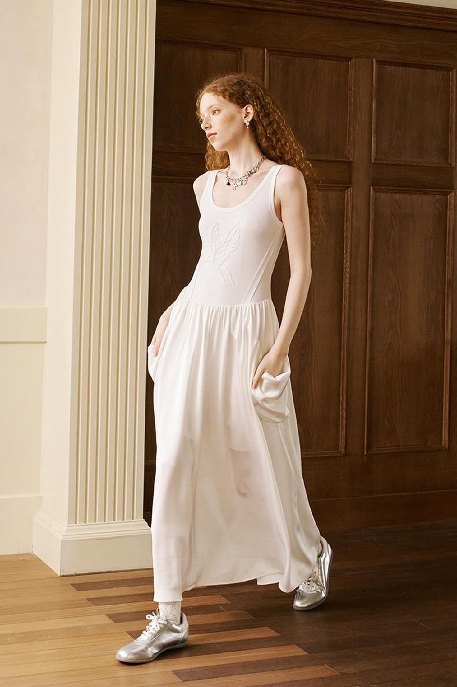 DIDDI MODA Elegant Beaded Butterfly Halter Dress