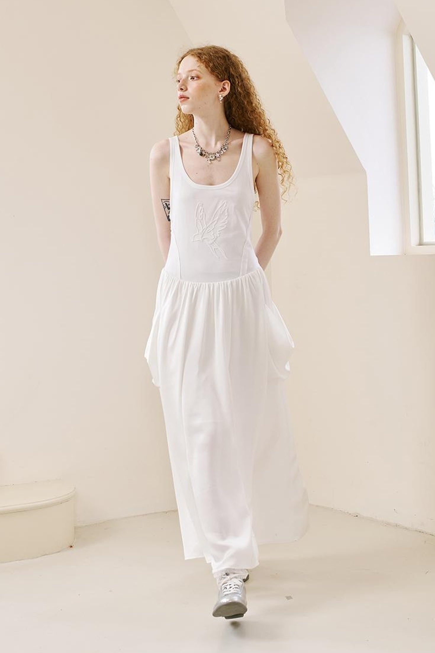 DIDDI MODA Elegant Beaded Butterfly Halter Dress