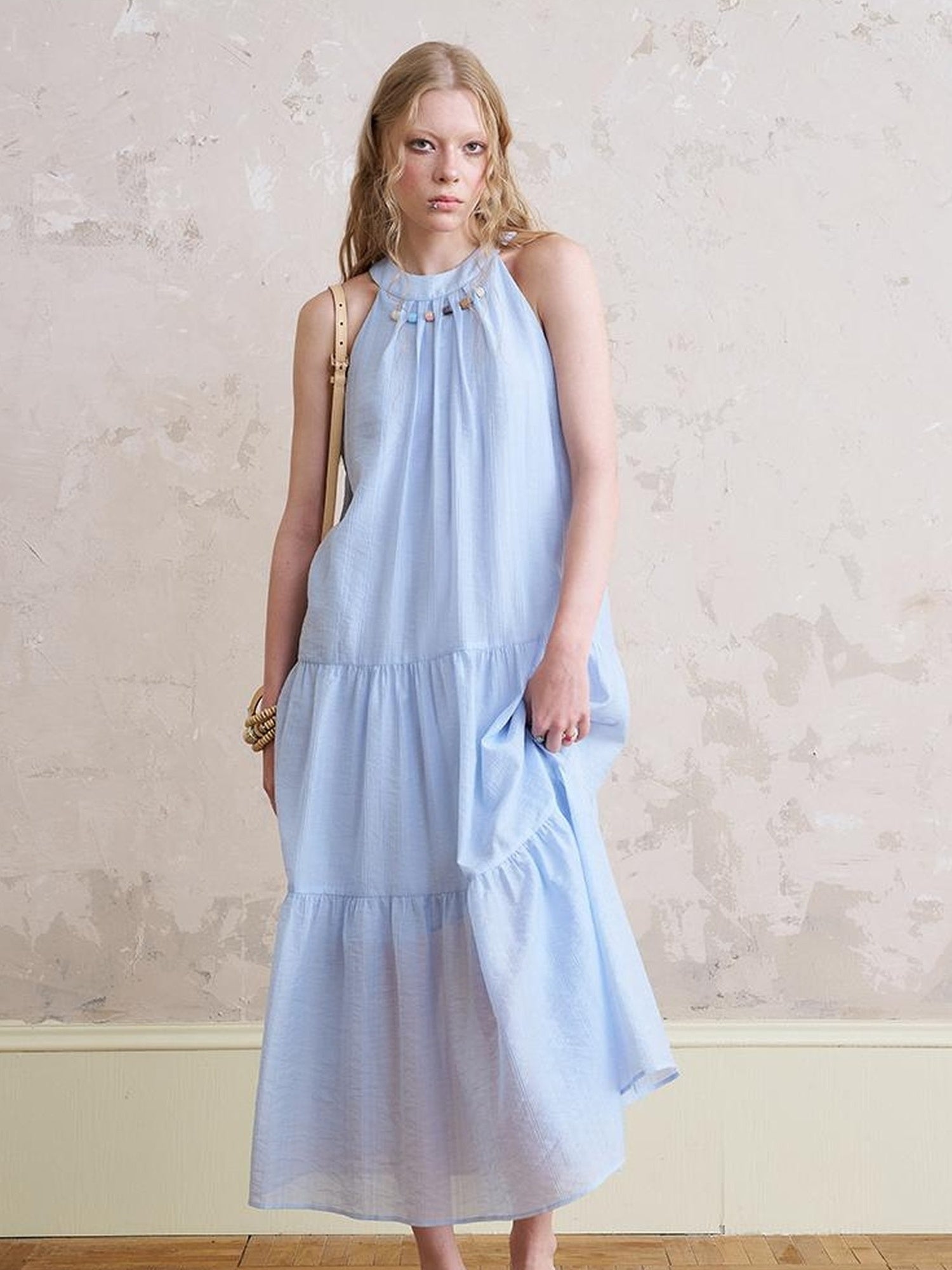 DIDDI MODA Elegant Bow Beaded Halter Dress With Layered Flowy Ribbon