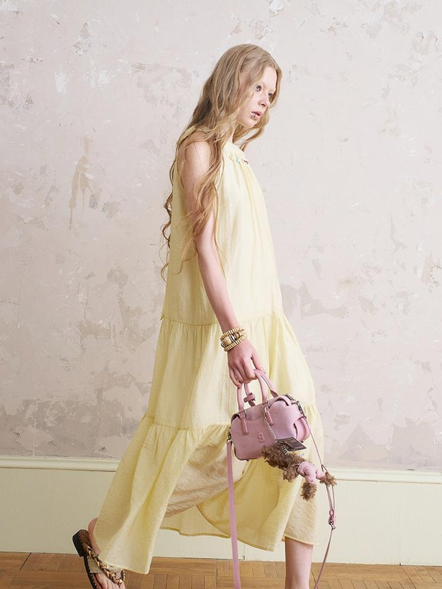 DIDDI MODA Elegant Bow Beaded Halter Dress With Layered Flowy Ribbon