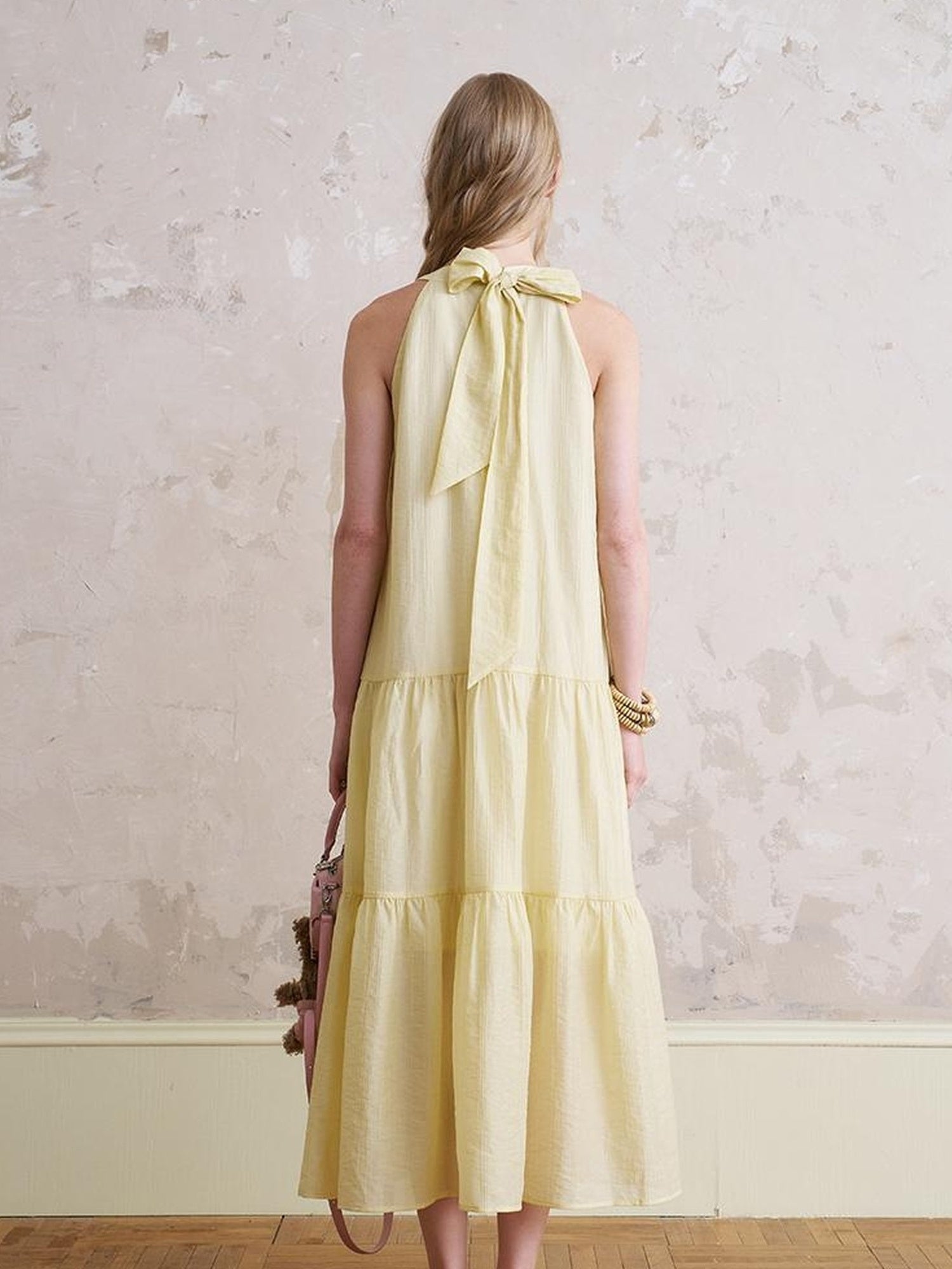 DIDDI MODA Elegant Bow Beaded Halter Dress With Layered Flowy Ribbon