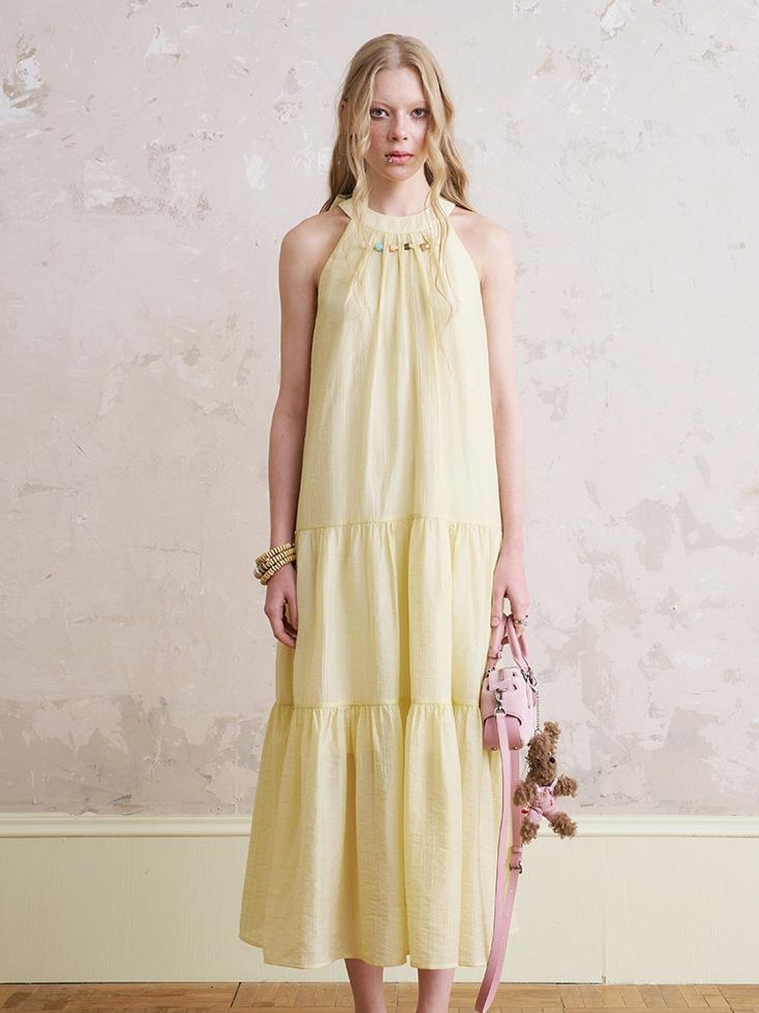 DIDDI MODA Elegant Bow Beaded Halter Dress With Layered Flowy Ribbon