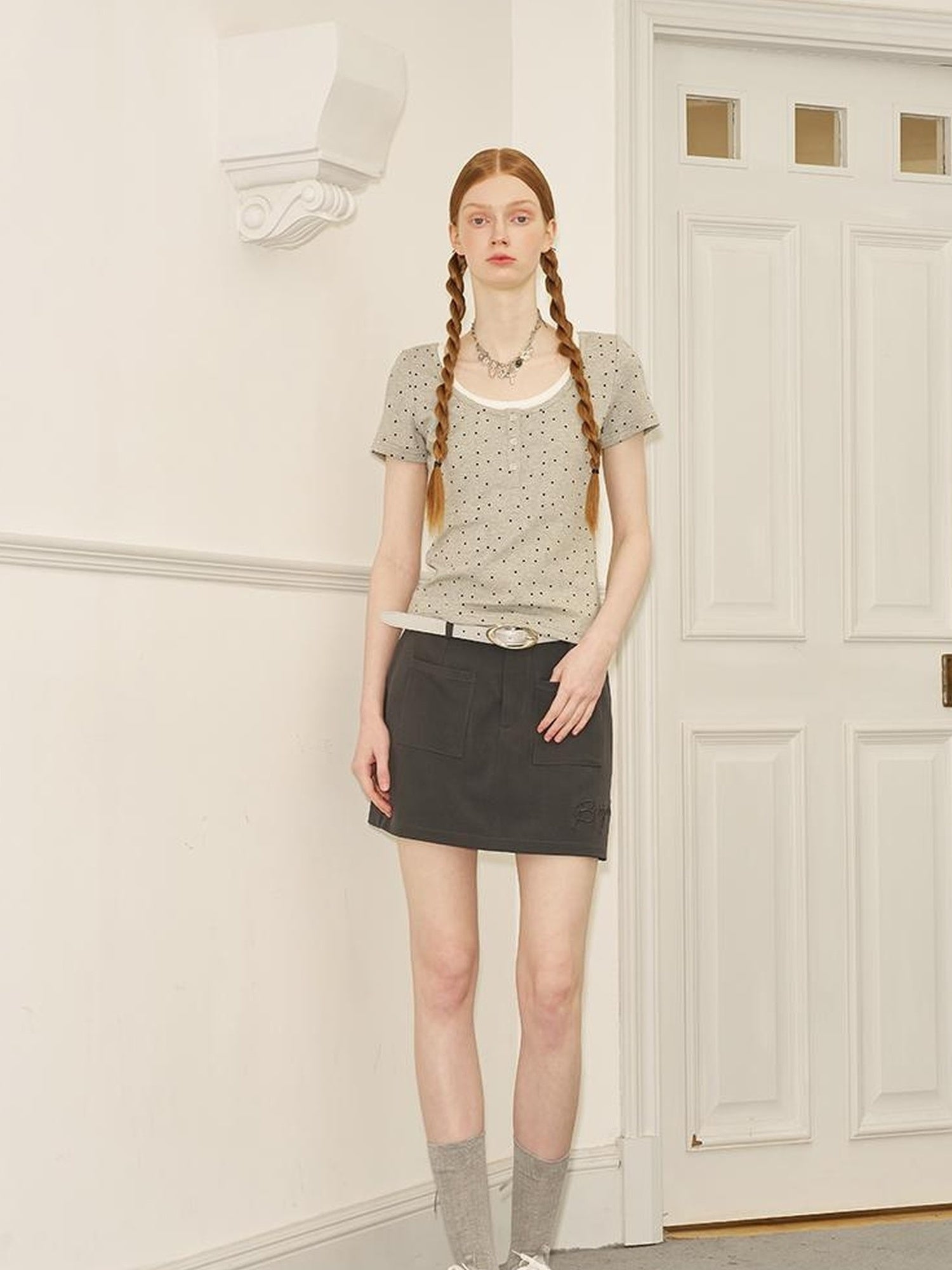 DIDDI MODA Elegant Embroidered Pencil Skirt With Lettering