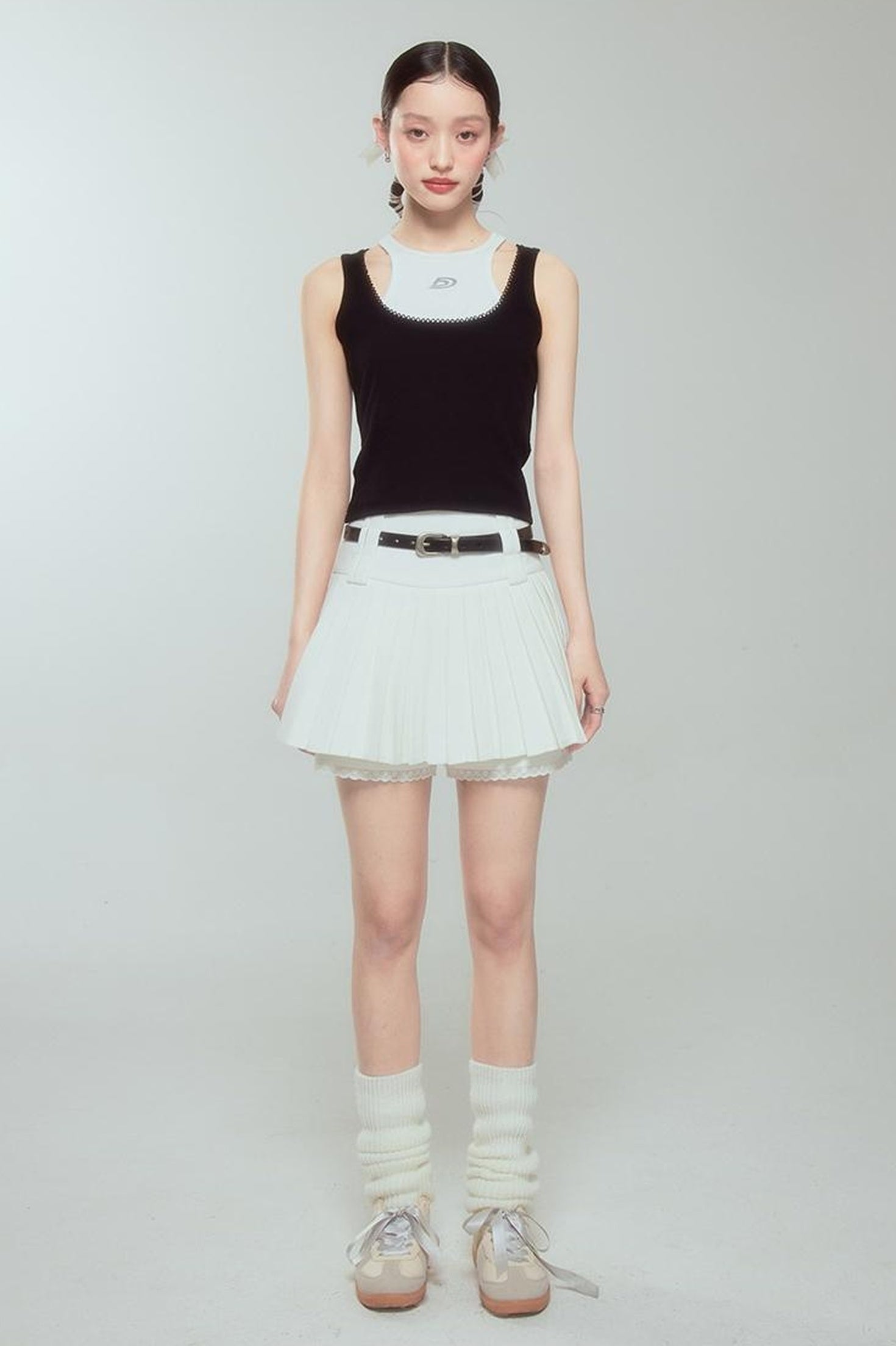 DIDDI MODA Elegant High Waisted Flared Skort With Lace Trim