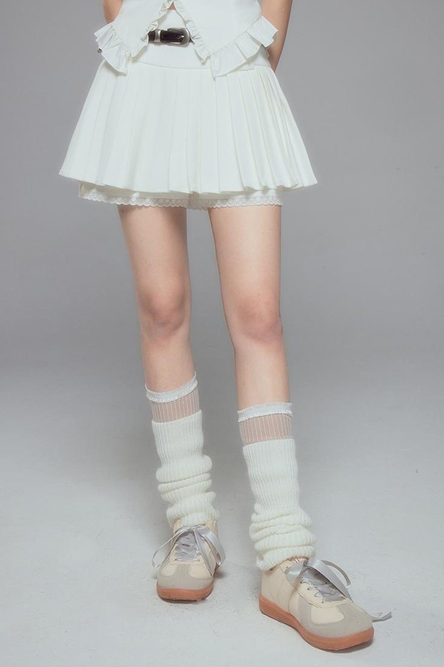 DIDDI MODA Elegant High Waisted Flared Skort With Lace Trim