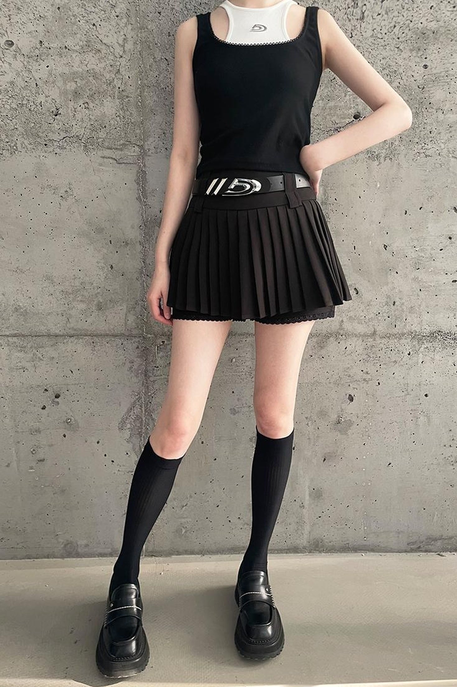 DIDDI MODA Elegant High Waisted Flared Skort With Lace Trim