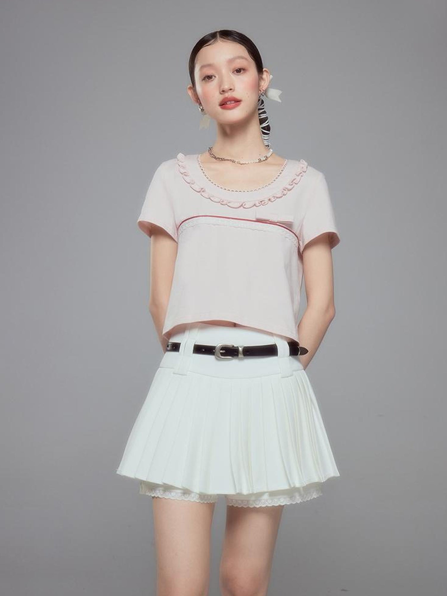 DIDDI MODA Elegant High Waisted Flared Skort With Lace Trim