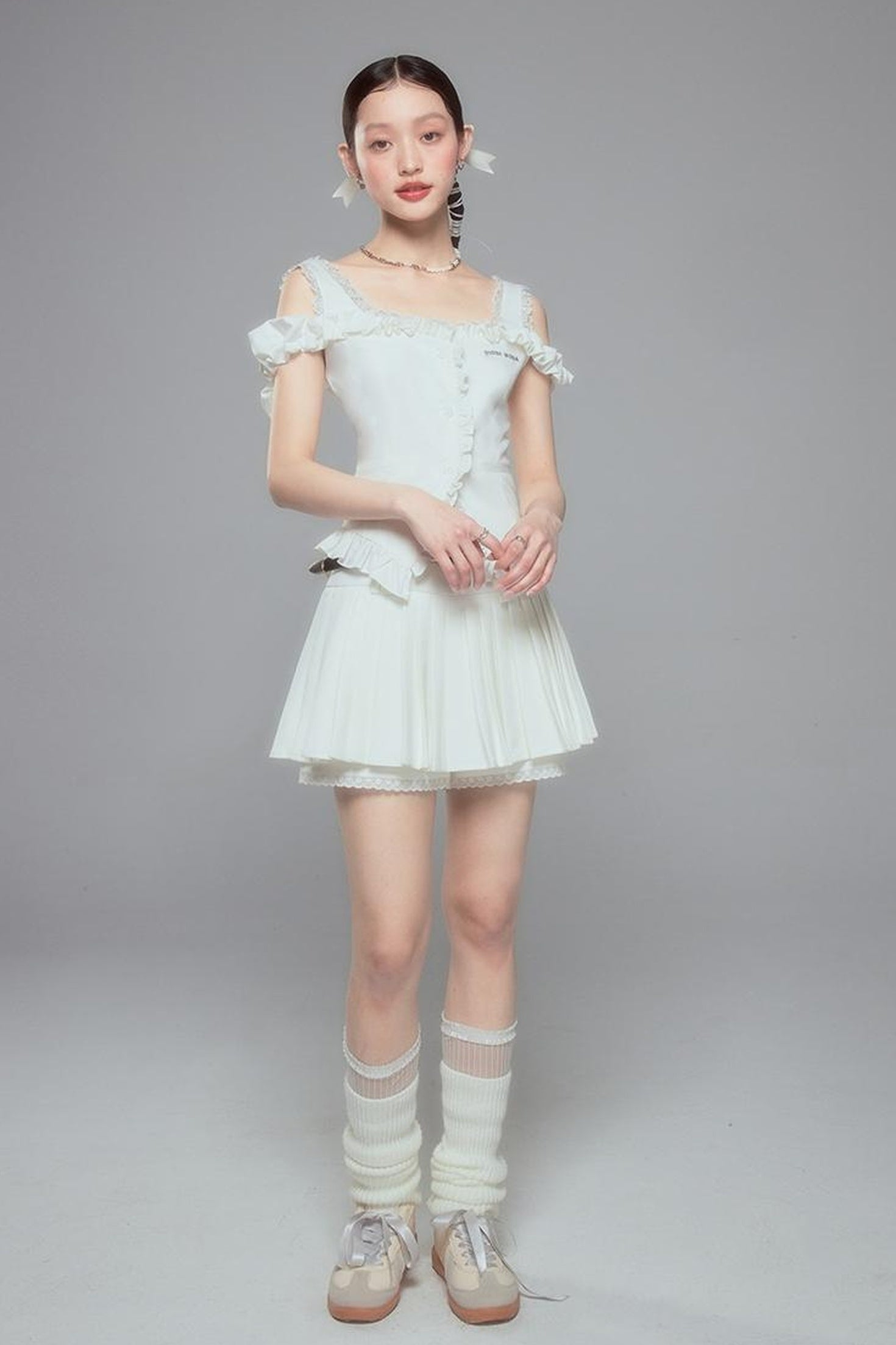 DIDDI MODA Elegant High Waisted Flared Skort With Lace Trim