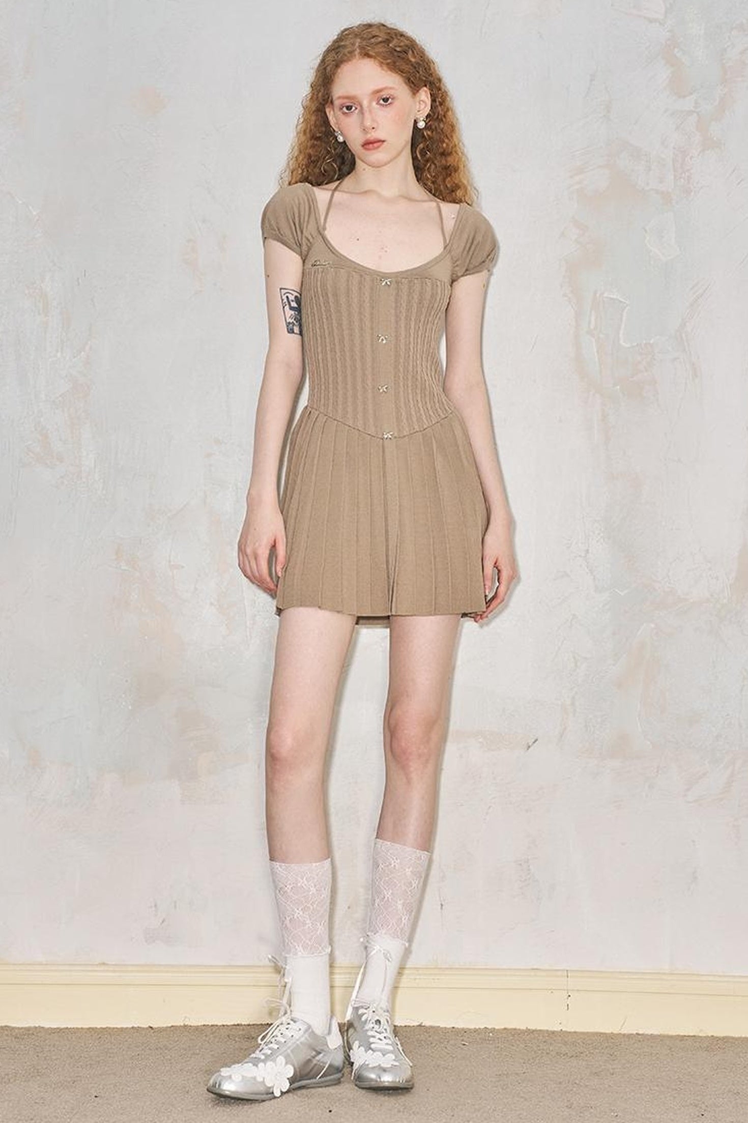 DIDDI MODA Elegant Knit Halter Neck Mini Dress With Bow Detail