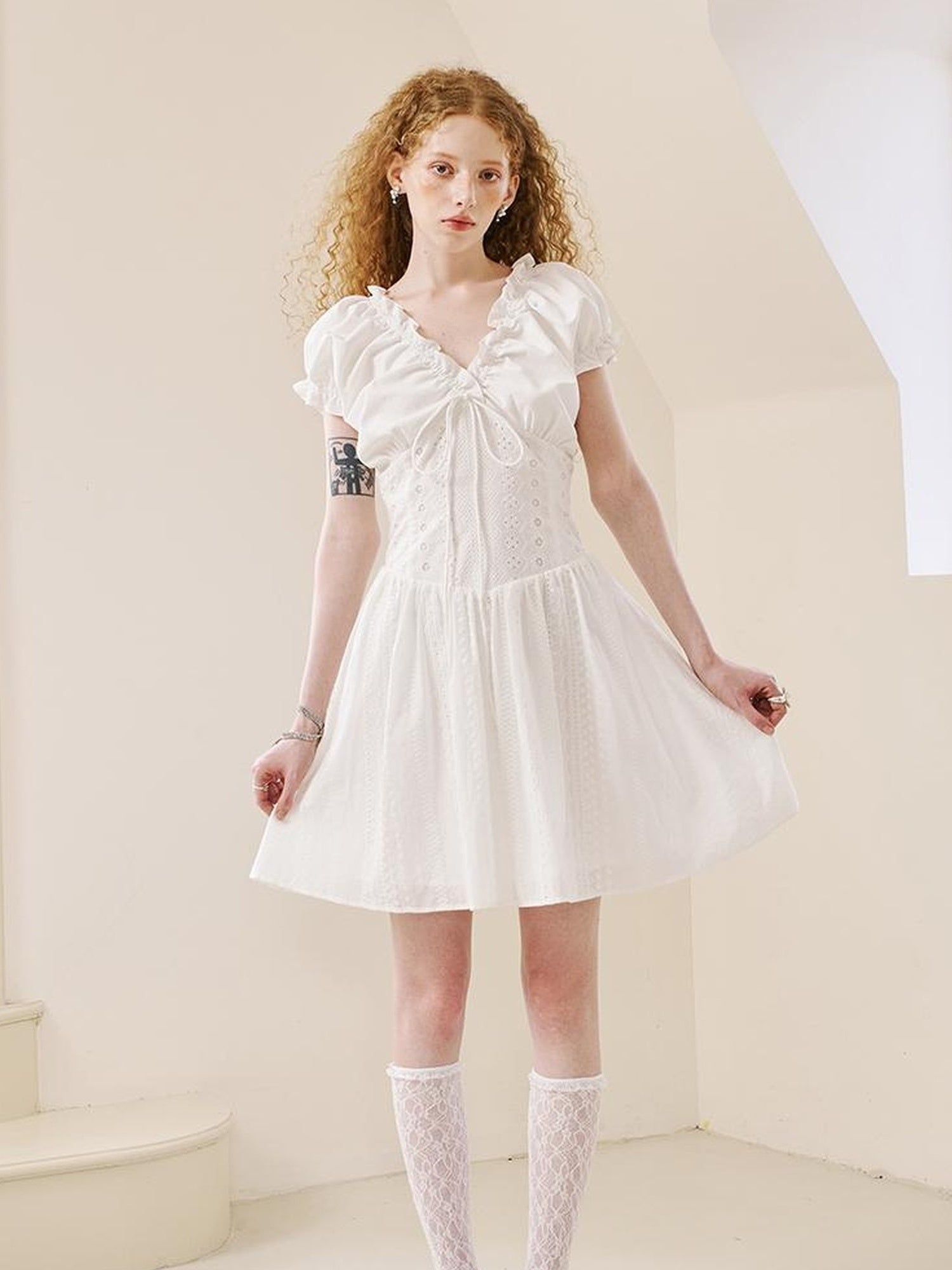 DIDDI MODA Elegant Lace French Waist Tea Dress