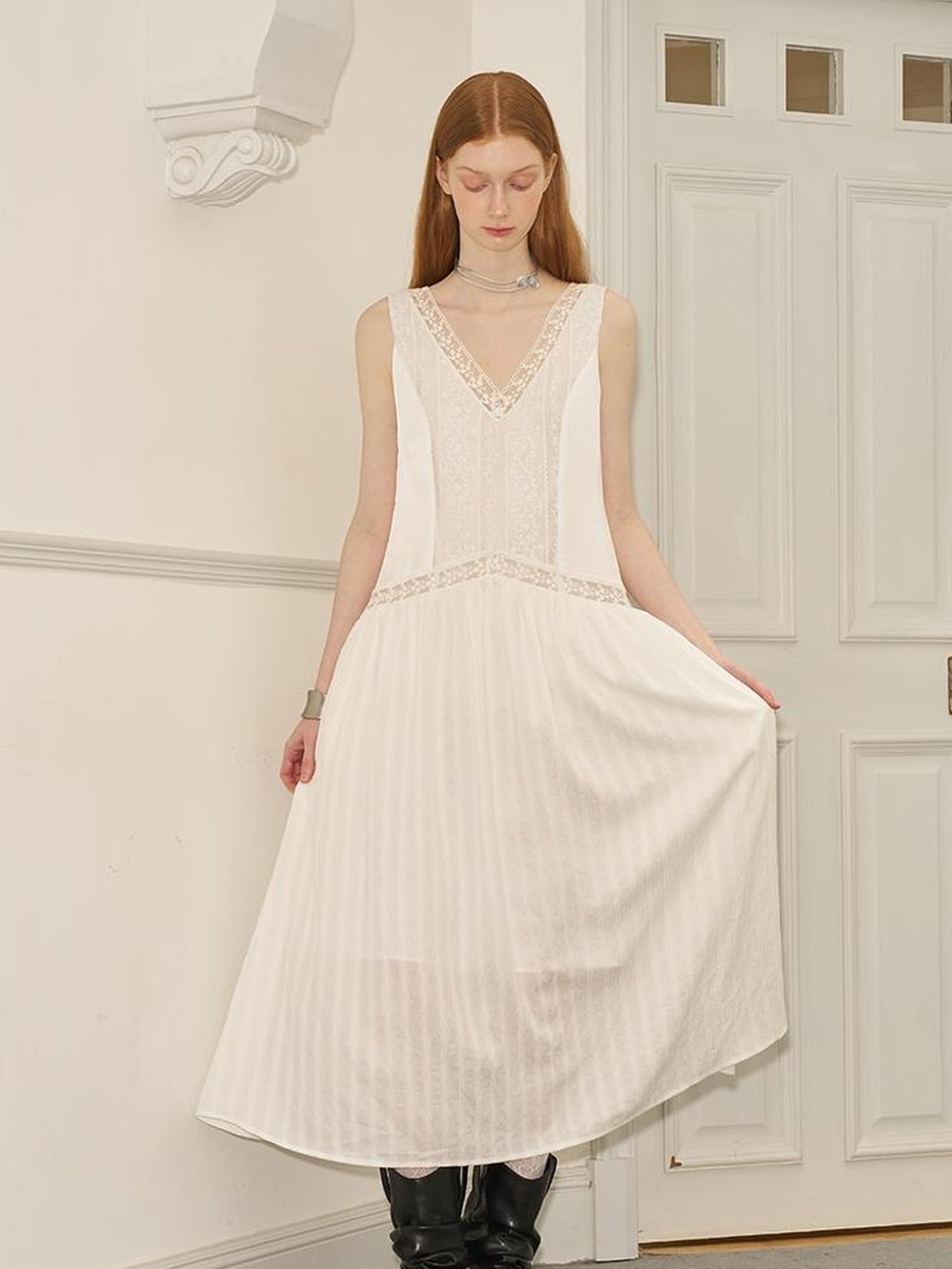 DIDDI MODA Elegant Lace Stripe V Neck Sleeveless Maxi Dress