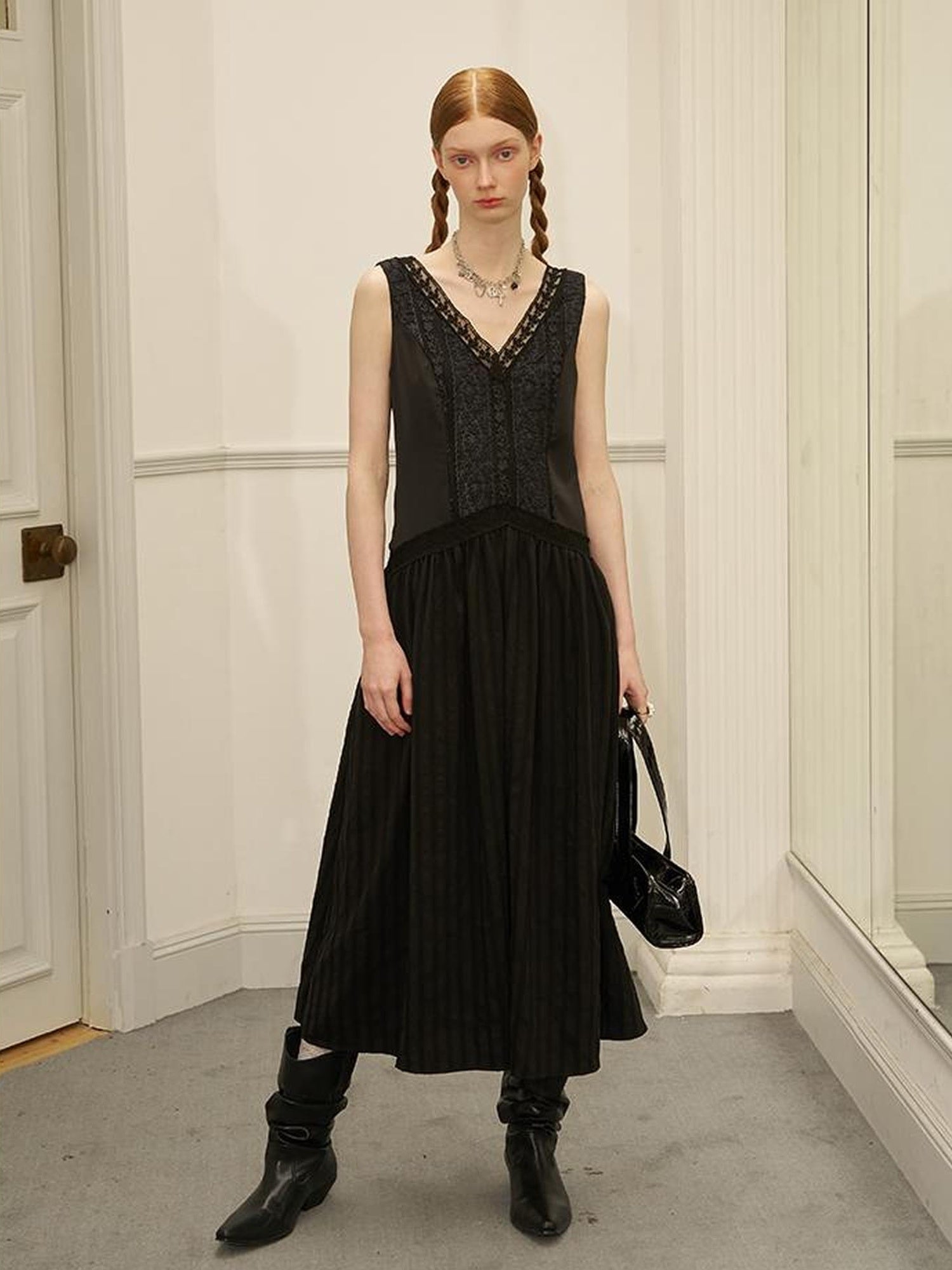 DIDDI MODA Elegant Lace Stripe V Neck Sleeveless Maxi Dress