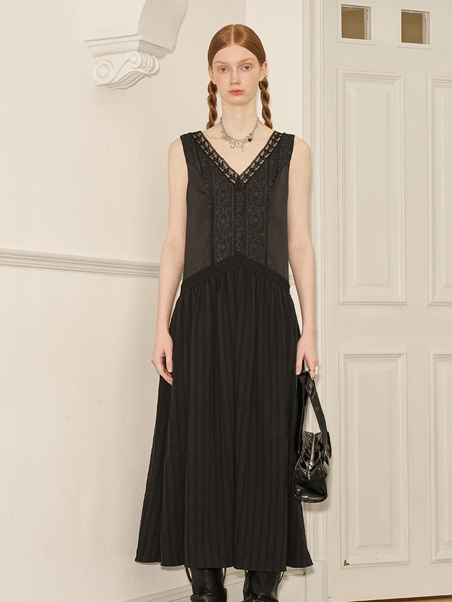 DIDDI MODA Elegant Lace Stripe V Neck Sleeveless Maxi Dress