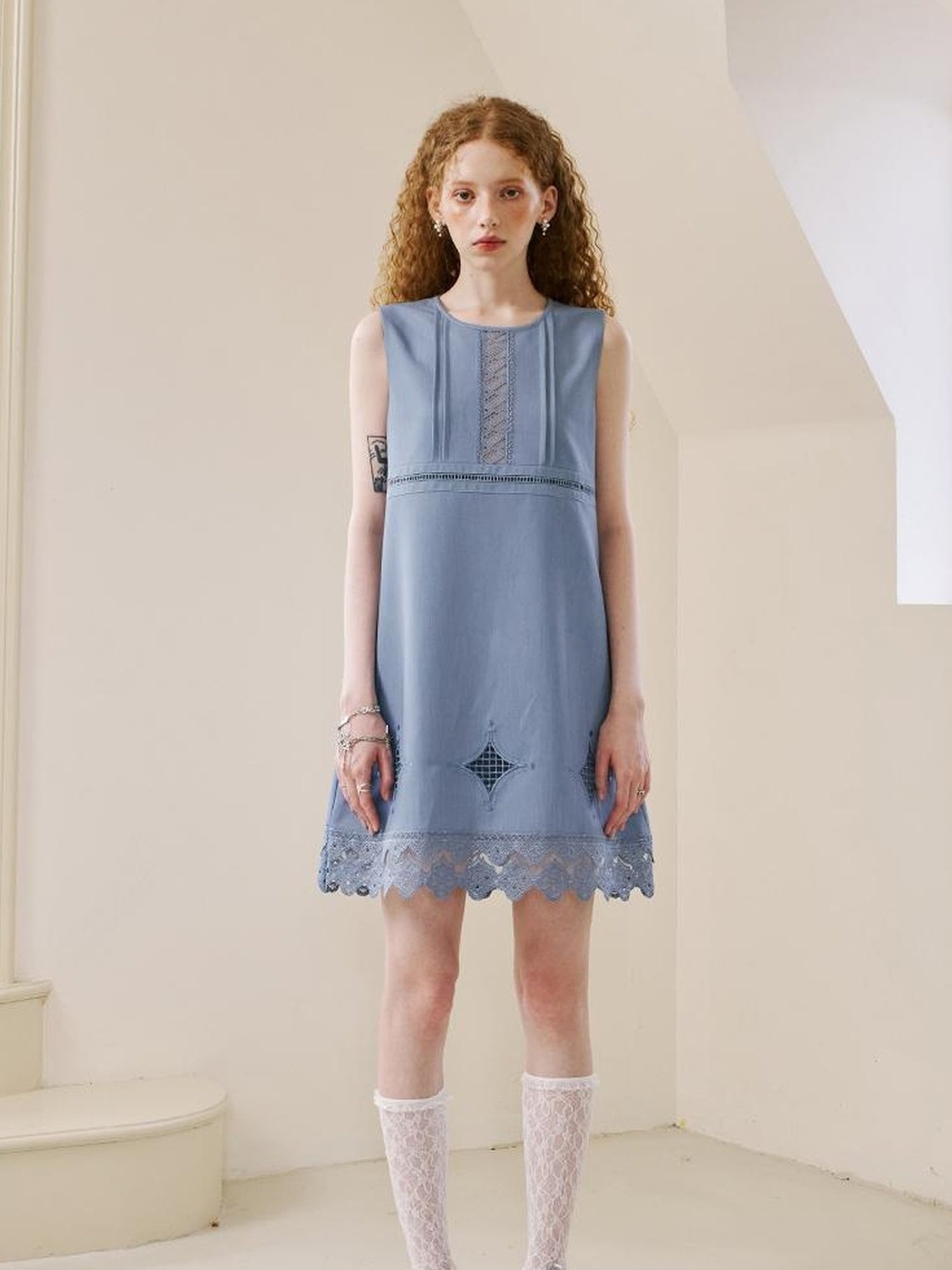 DIDDI MODA Elegant Lace Trimmed Cutout Summer Dress