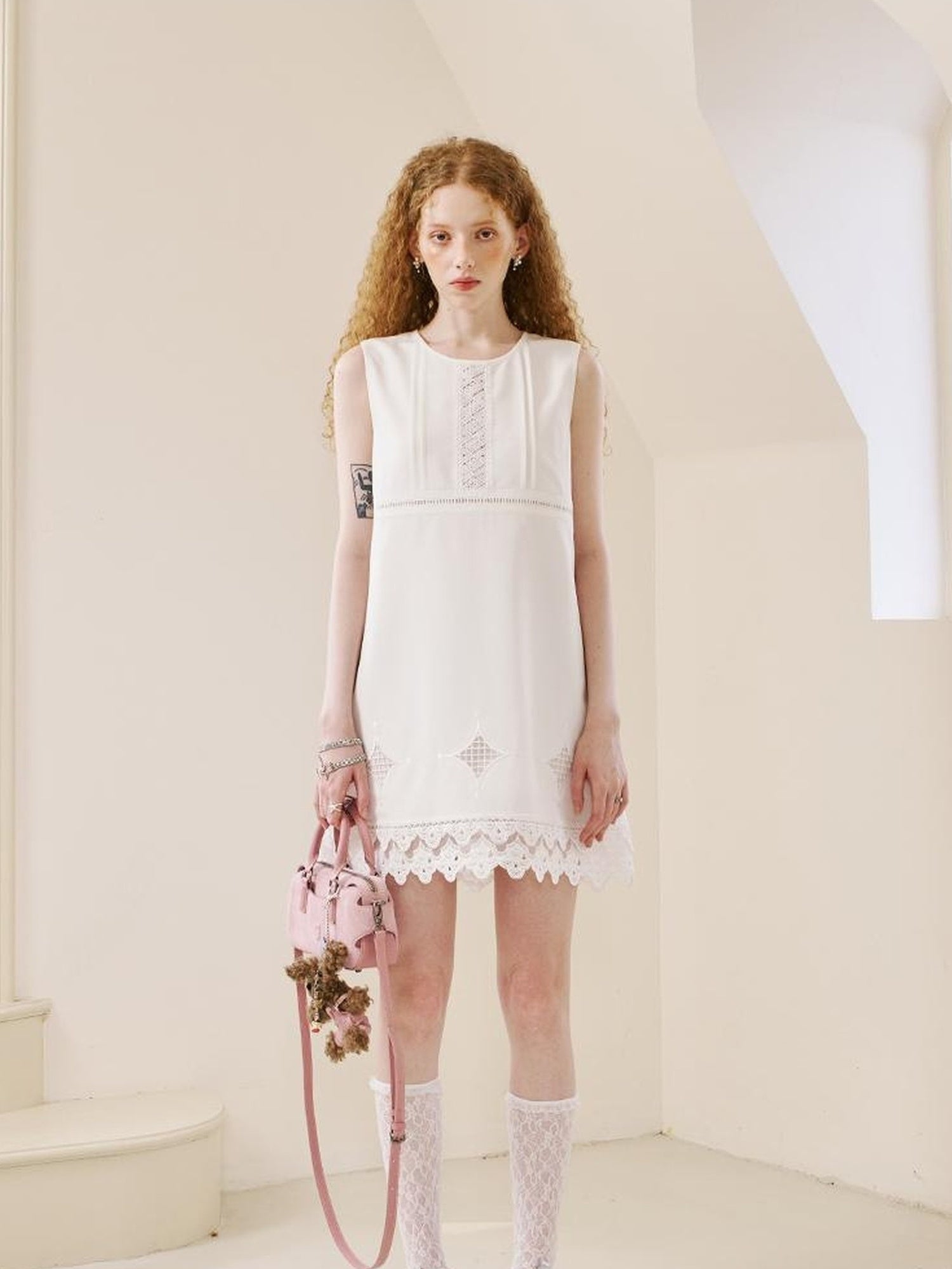 DIDDI MODA Elegant Lace Trimmed Cutout Summer Dress