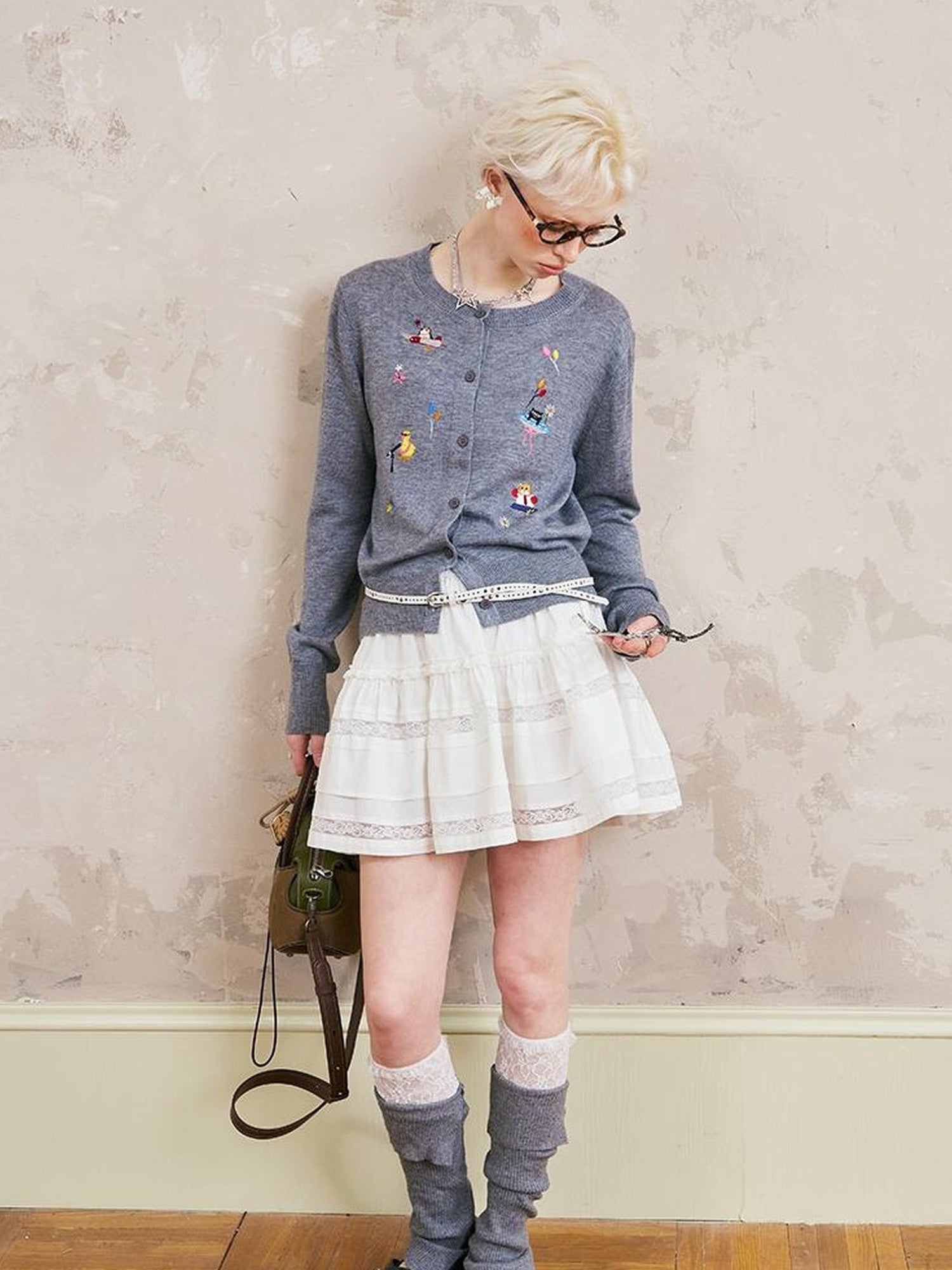 Elegant Lace Trimmed Tiered Mini Skirt