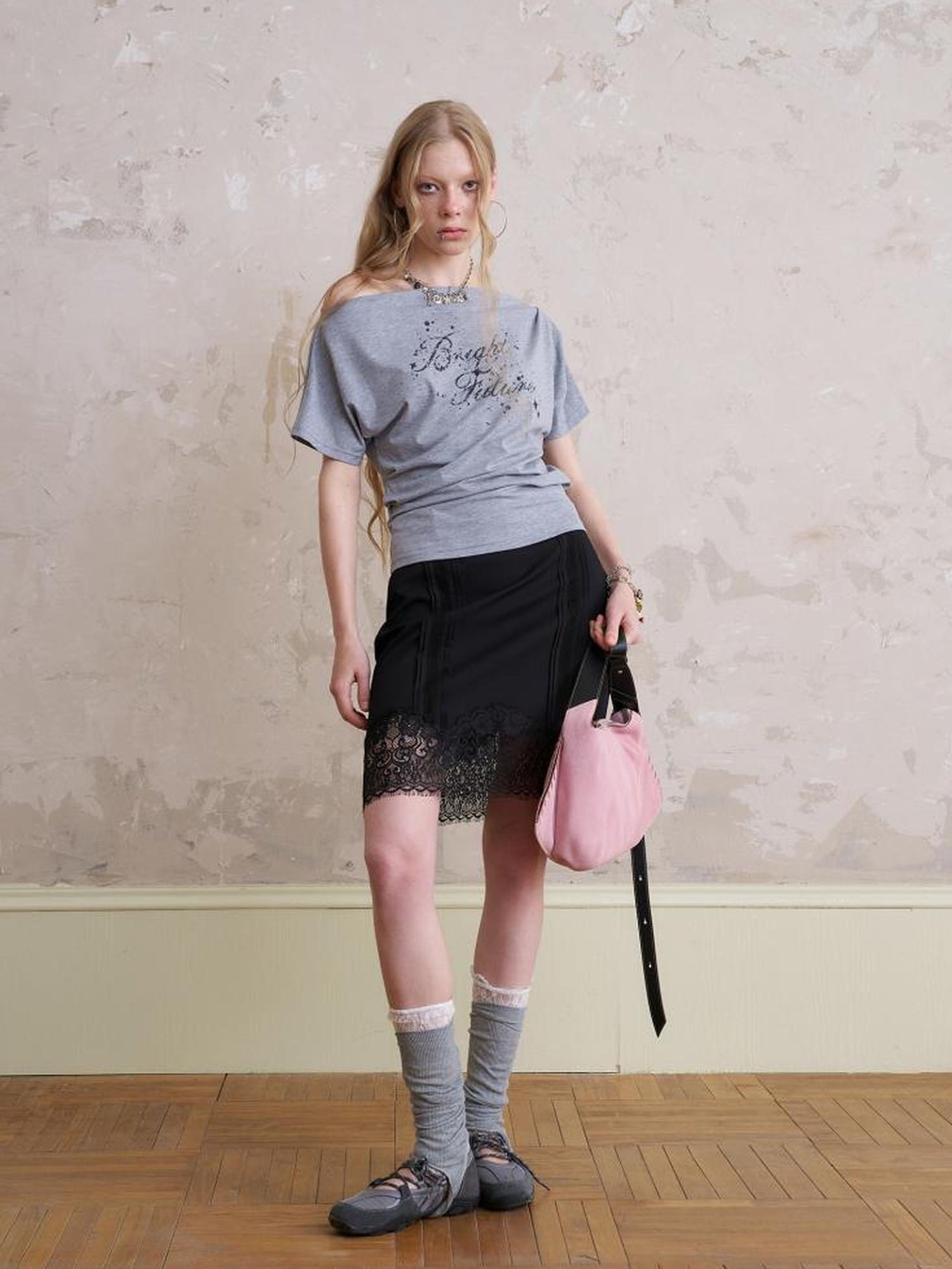 DIDDI MODA Elegant Lace Trimmed Tuck Skirt