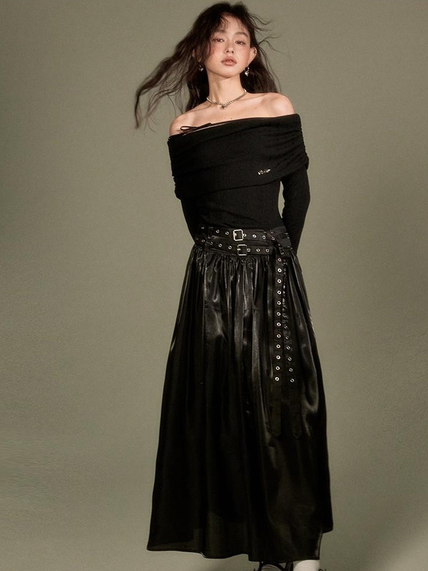 DIDDI MODA Elegant Off Shoulder Bow Dress With Metallic Belt