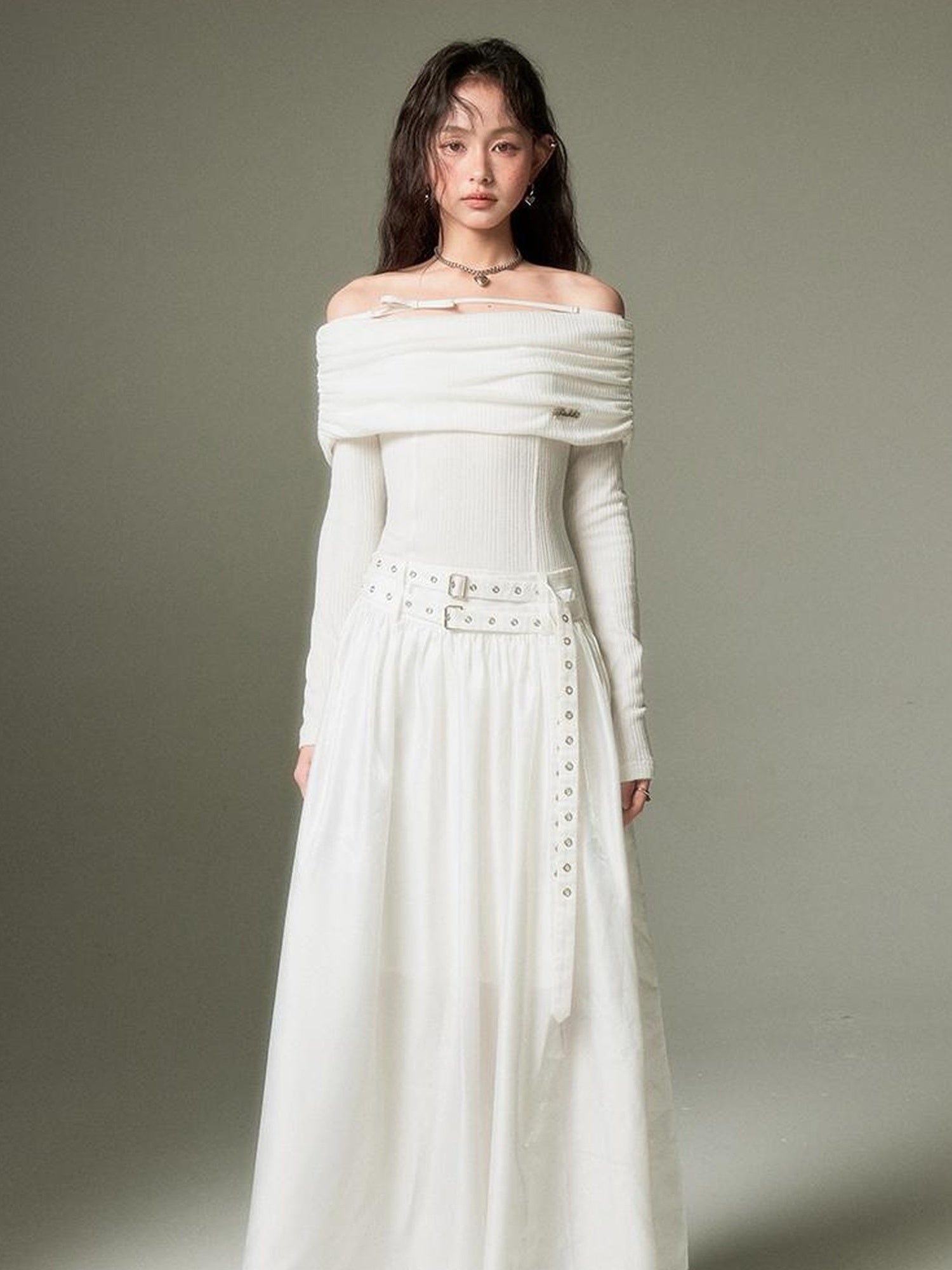 DIDDI MODA Elegant Off Shoulder Bow Dress With Metallic Belt