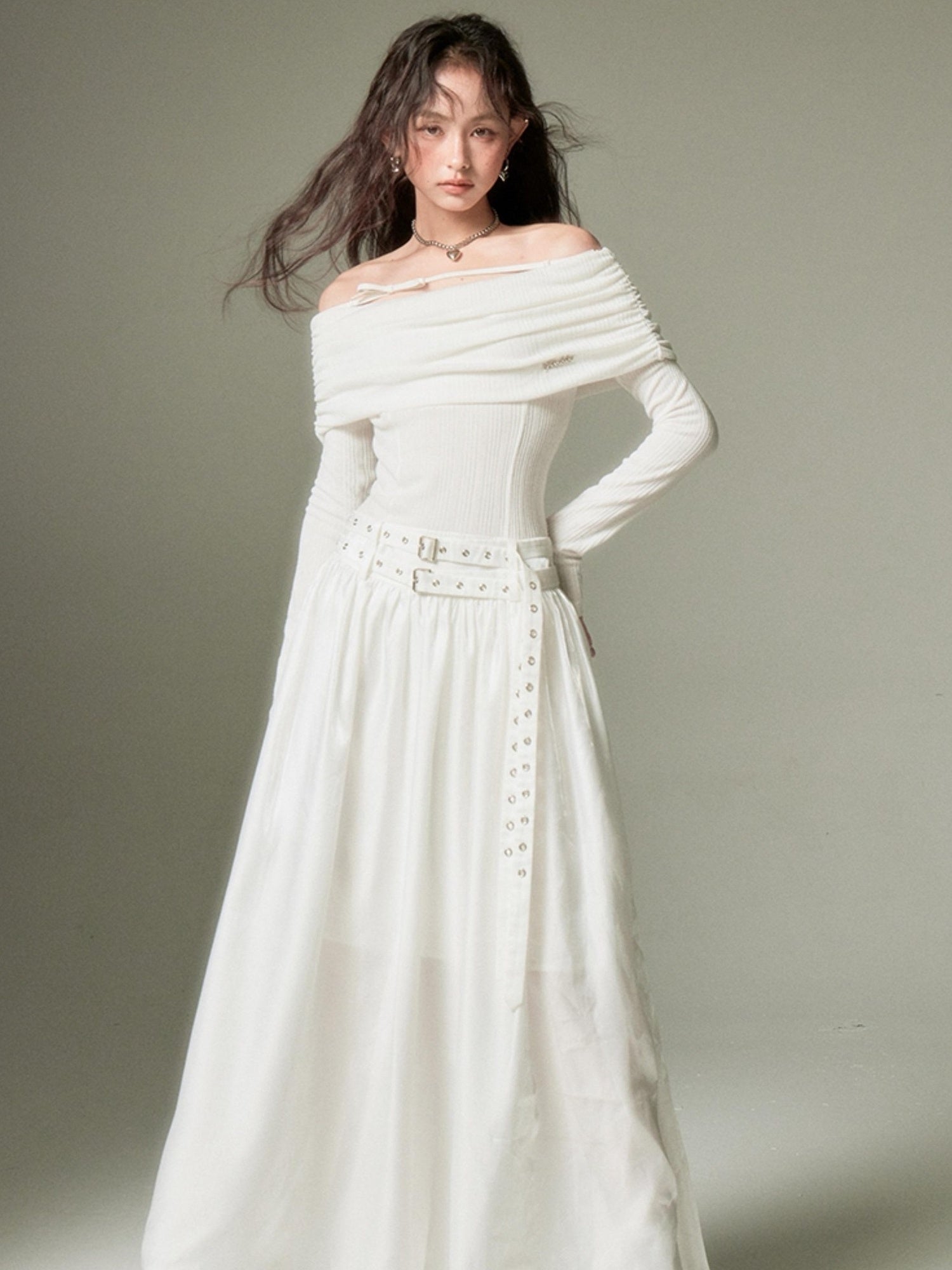 DIDDI MODA Elegant Off Shoulder Bow Dress With Metallic Belt