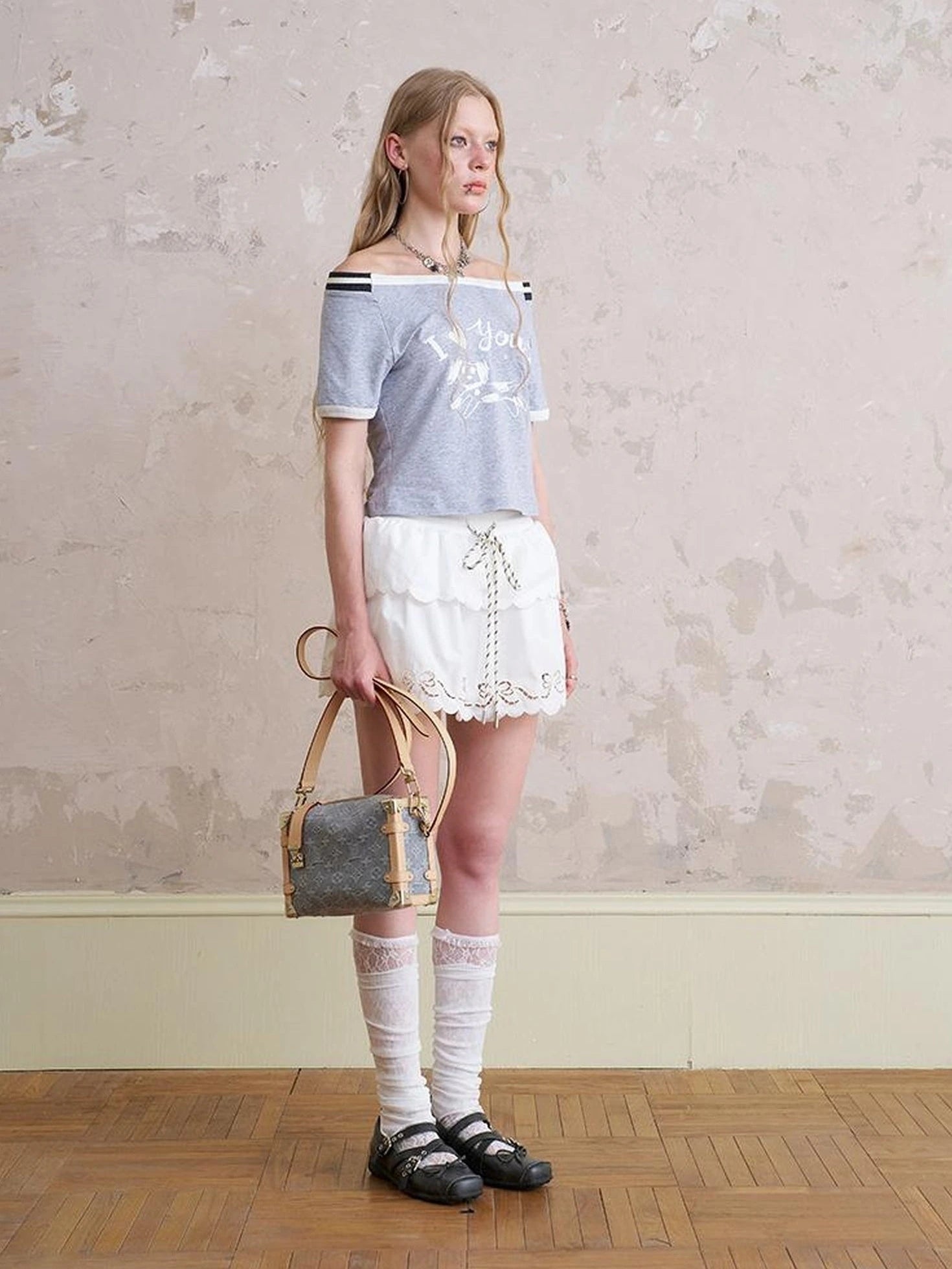 Elegant Off Shoulder Puppy Print Tee