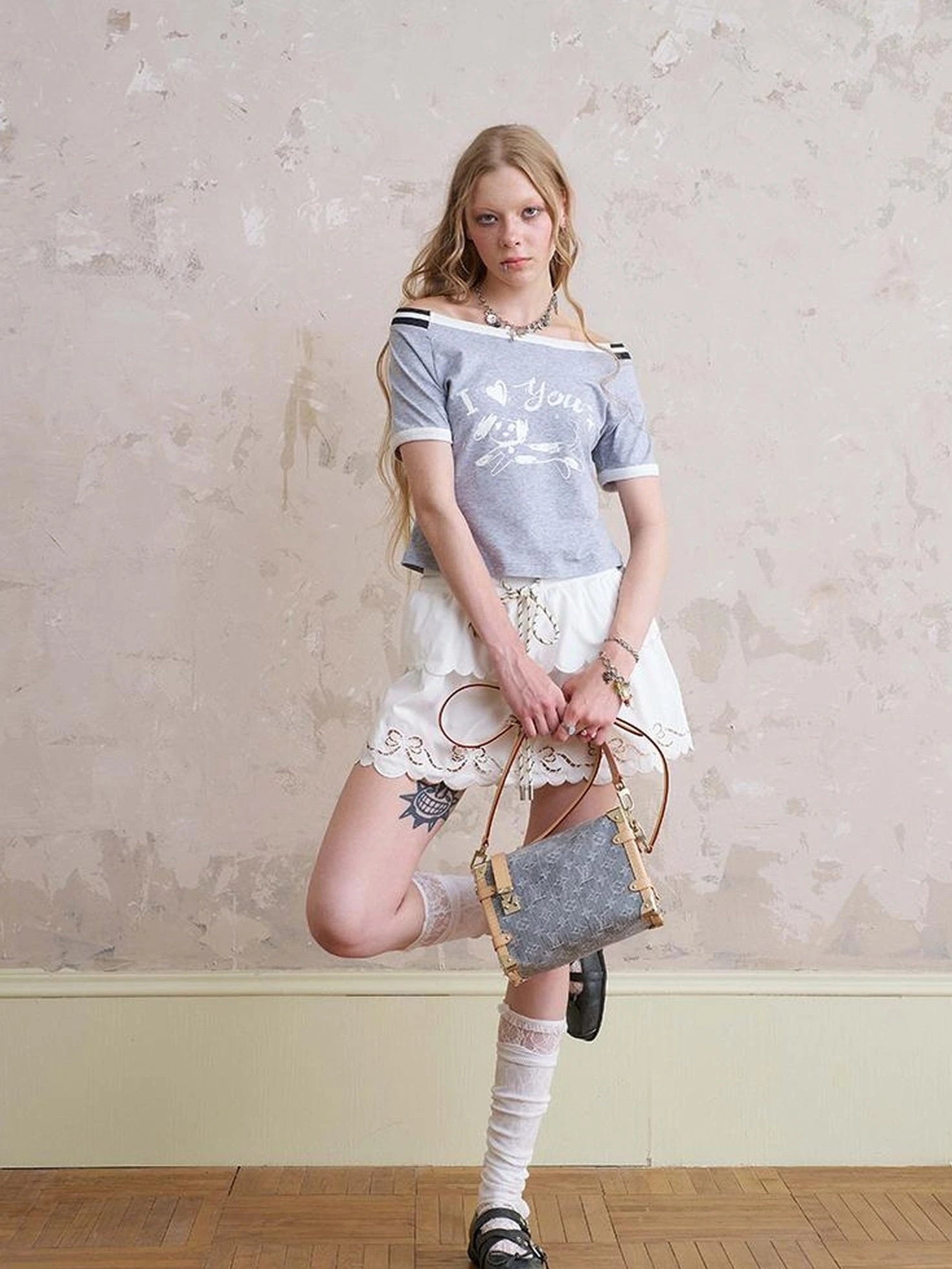 Elegant Off Shoulder Puppy Print Tee