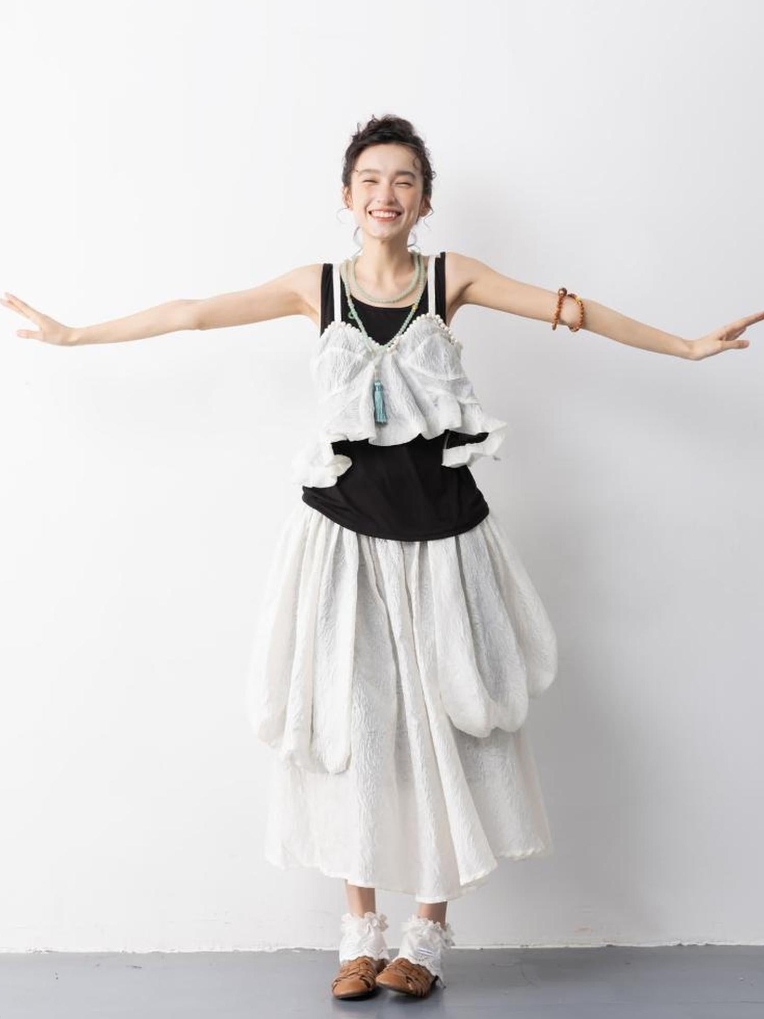 Sweet Mi Elegant Pearl Strap Jacquette Tube Top Skirt Set Summer Free Size