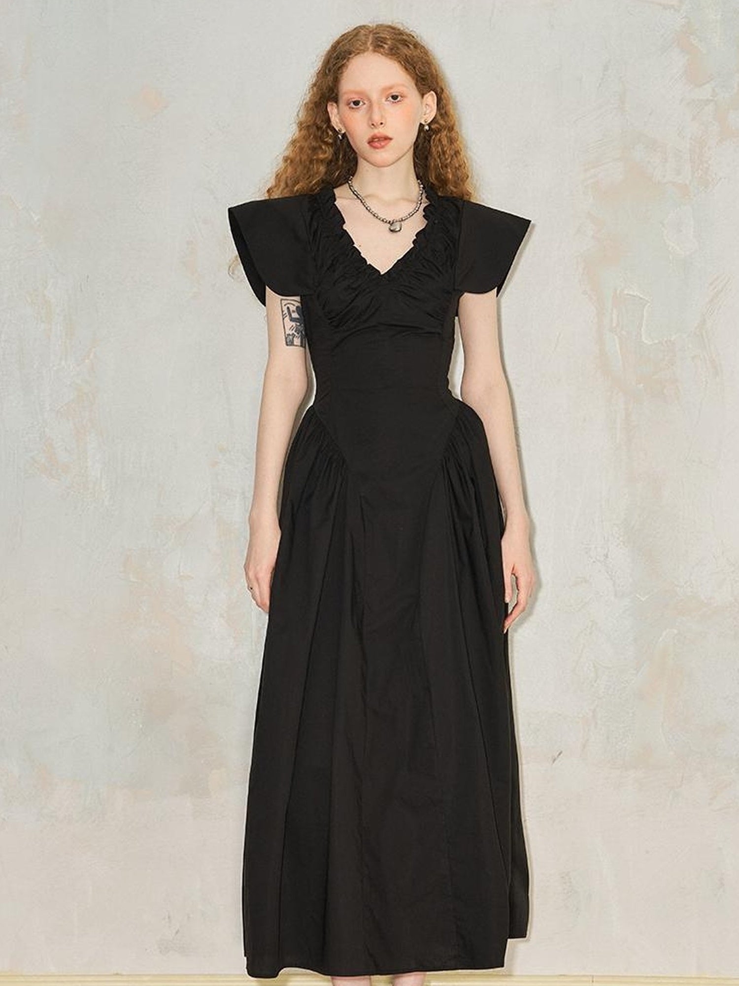 DIDDI MODA Elegant Sweet V Neck Flutter Sleeve Smocked Waist Maxi Dress