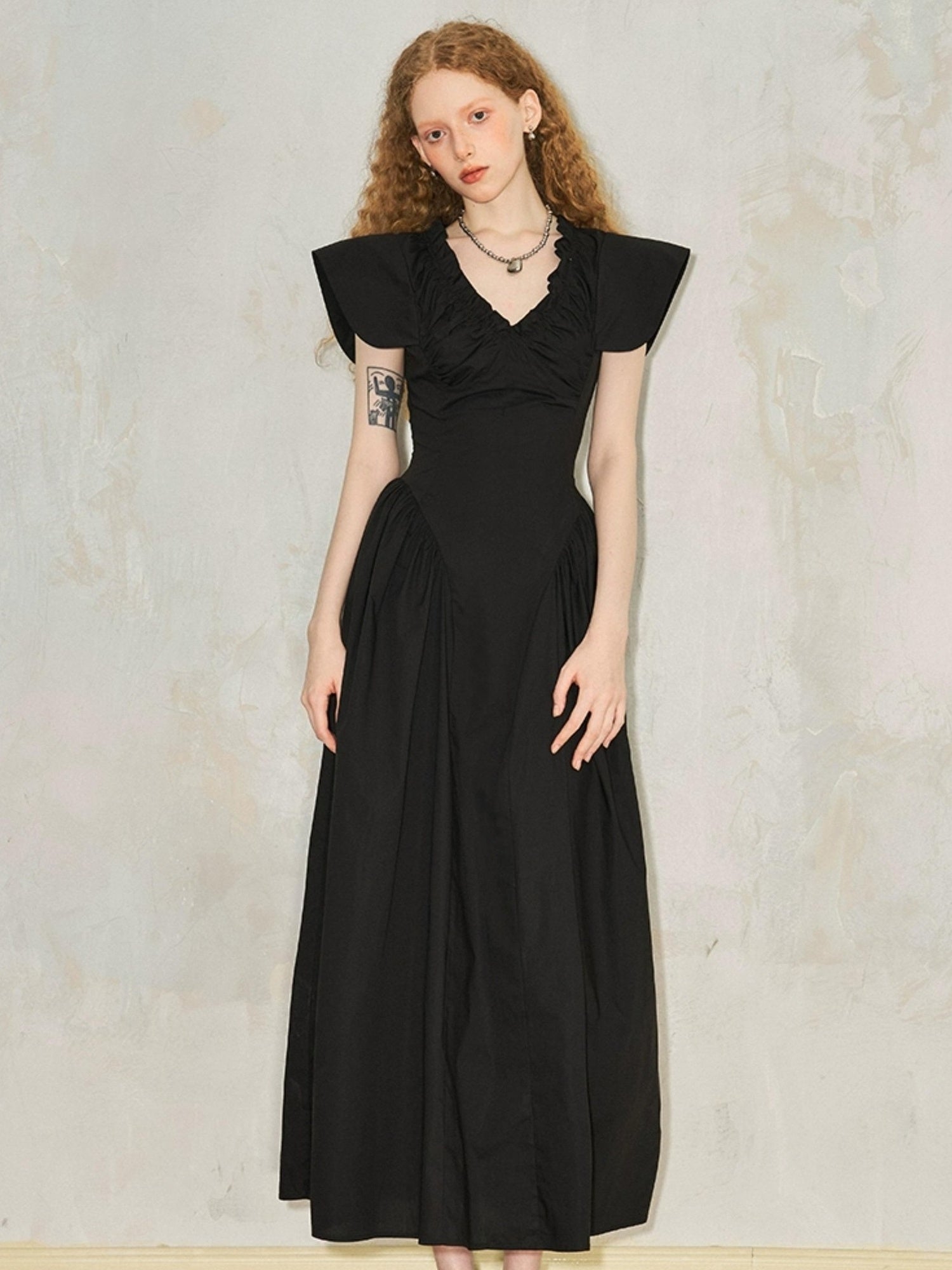 DIDDI MODA Elegant Sweet V Neck Flutter Sleeve Smocked Waist Maxi Dress