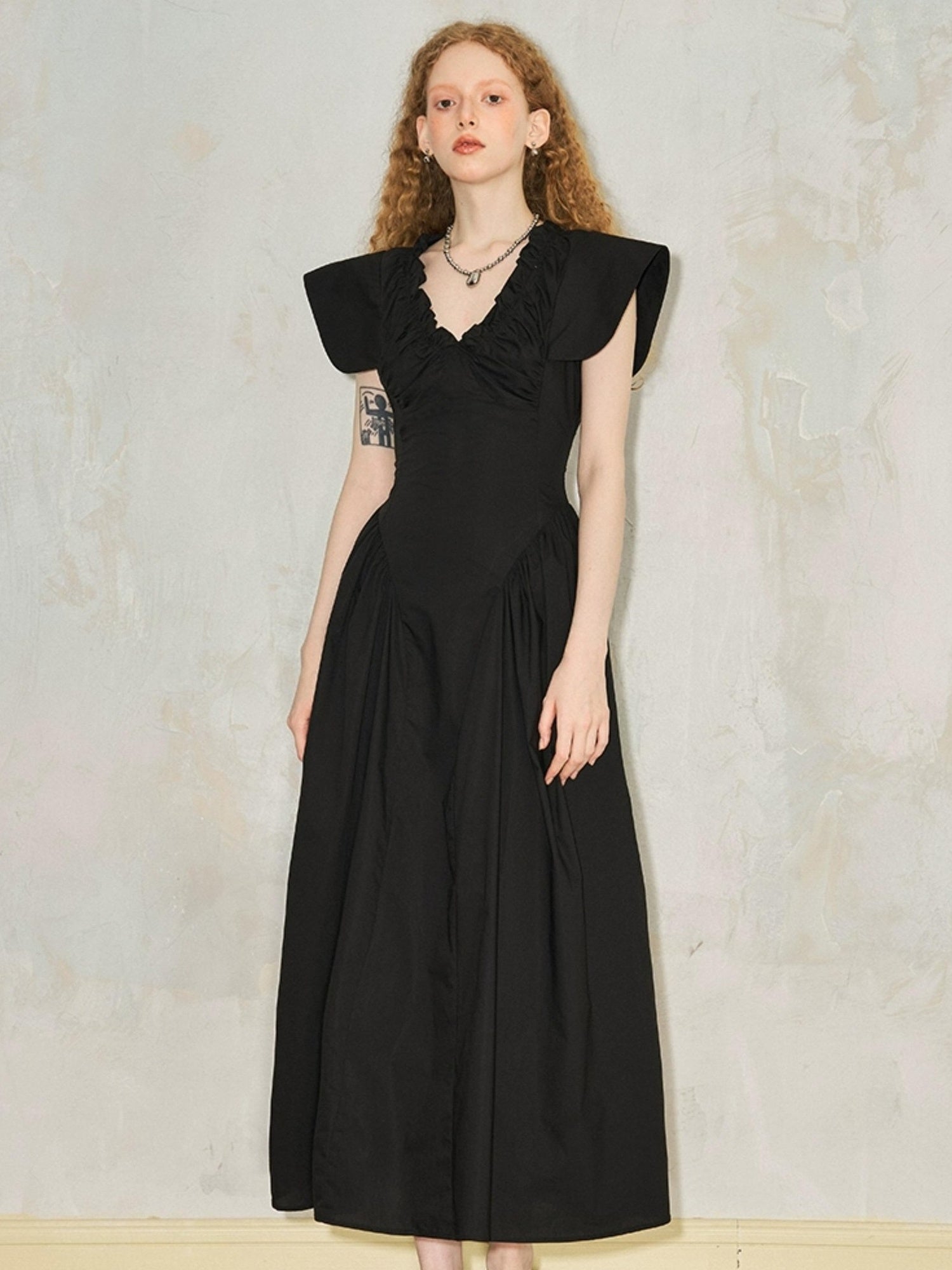 DIDDI MODA Elegant Sweet V Neck Flutter Sleeve Smocked Waist Maxi Dress