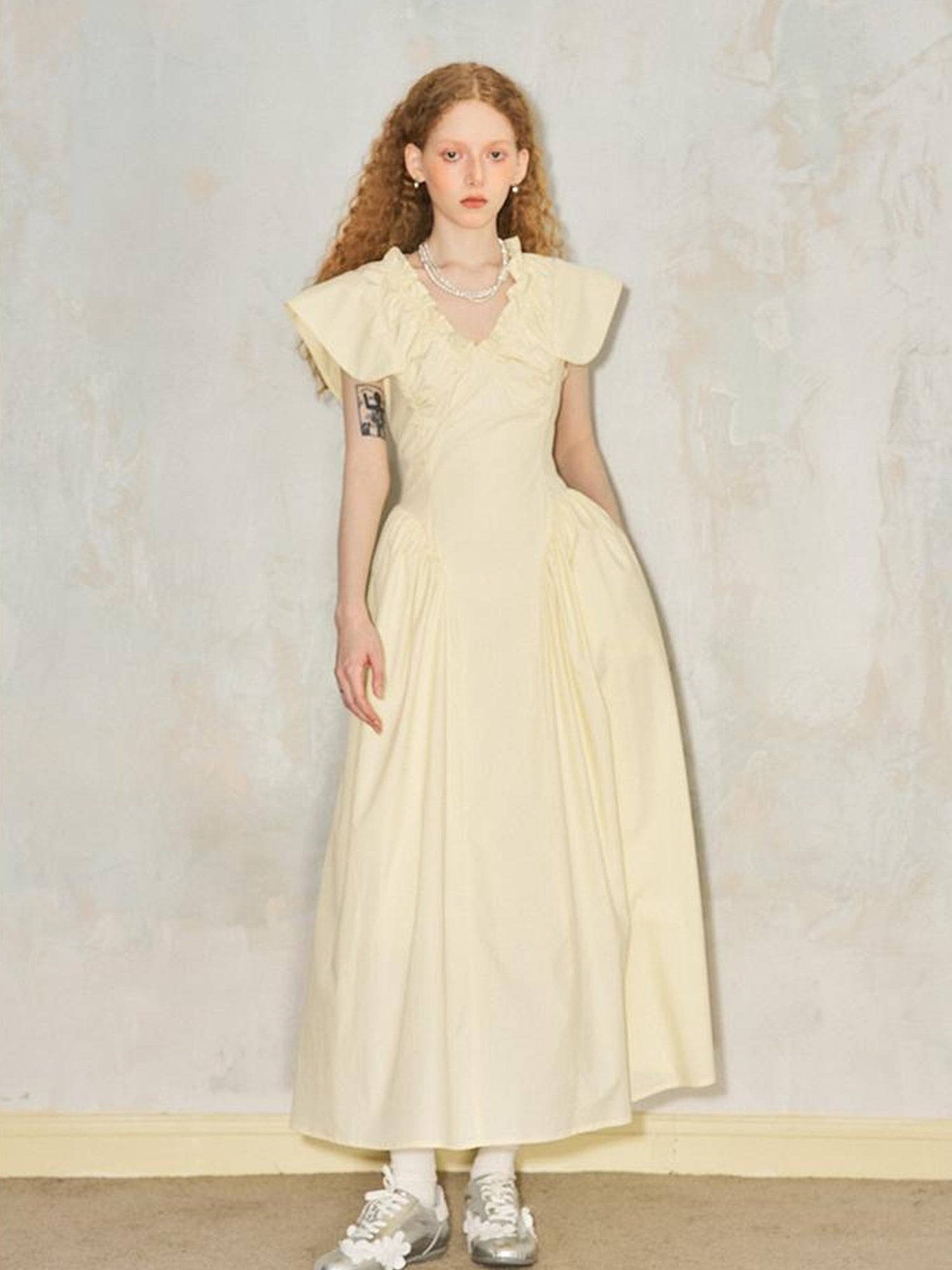 DIDDI MODA Elegant Sweet V Neck Flutter Sleeve Smocked Waist Maxi Dress