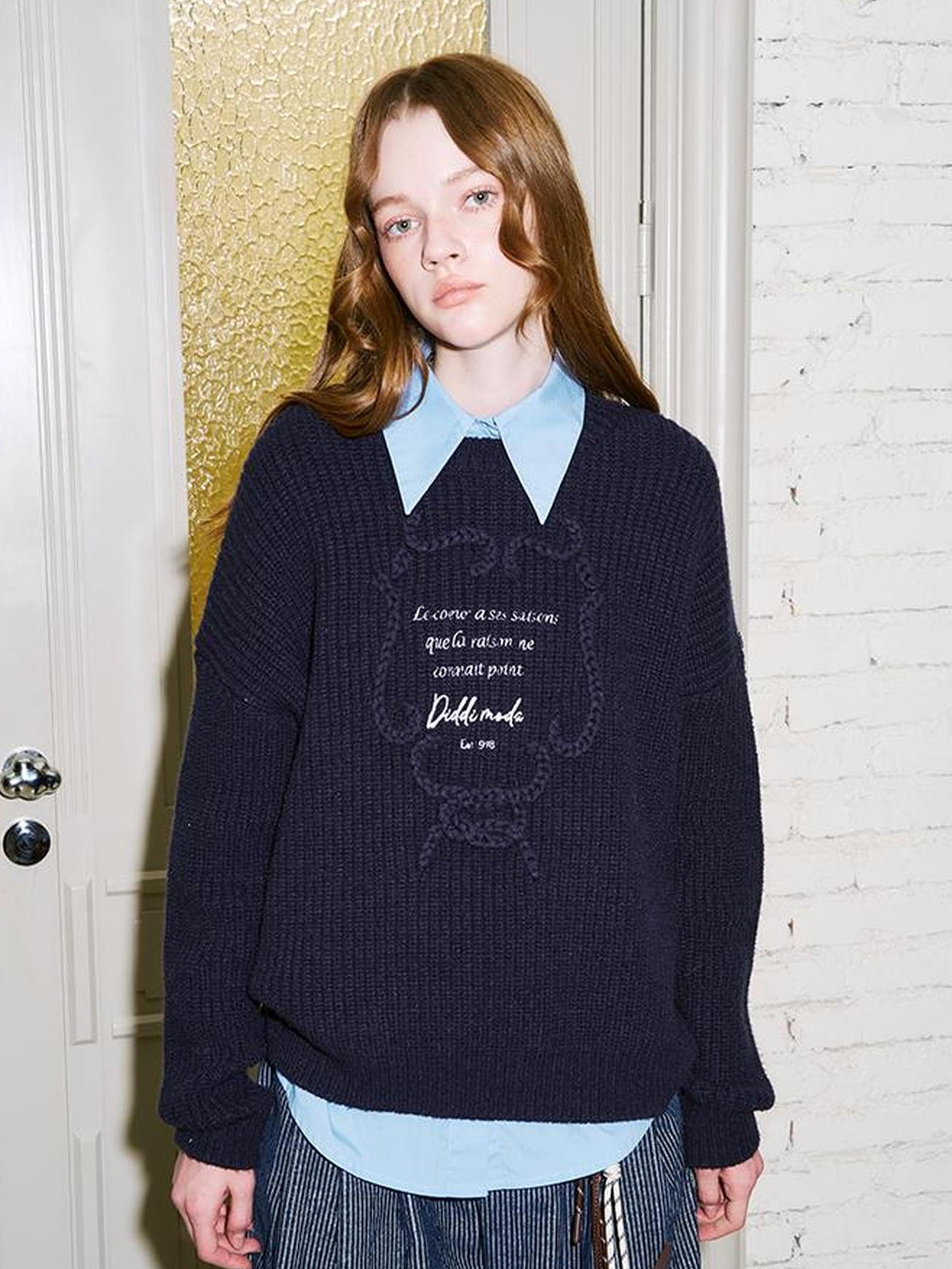 DIDDI MODA Elegant Tape Embroidered Letter Sweater