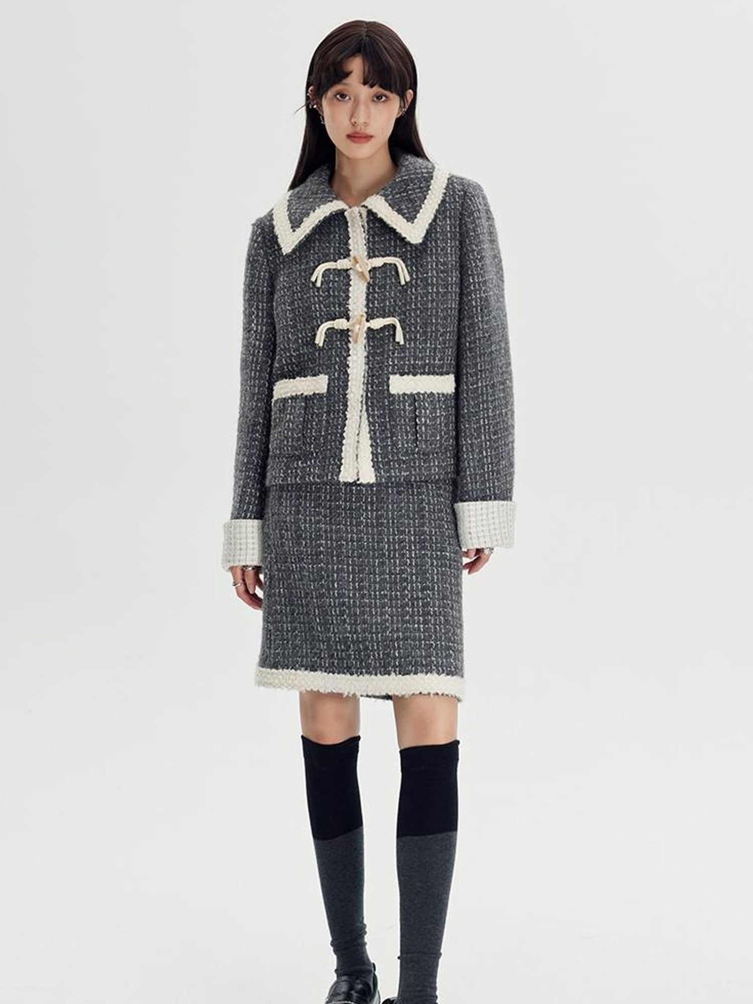 DIDDI MODA Elegant Tweed Scholar Set With Horn Buttons