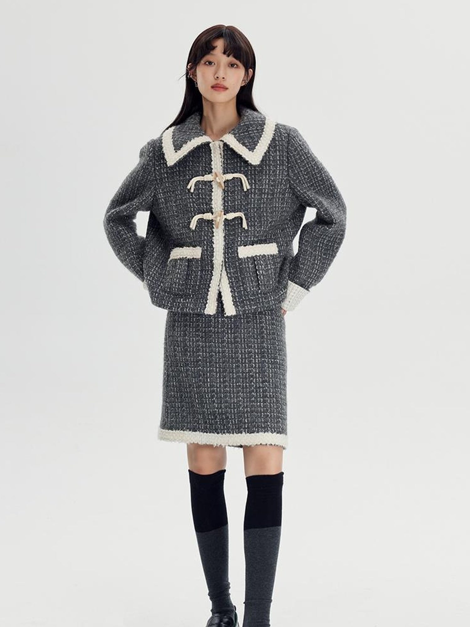 DIDDI MODA Elegant Tweed Scholar Set With Horn Buttons
