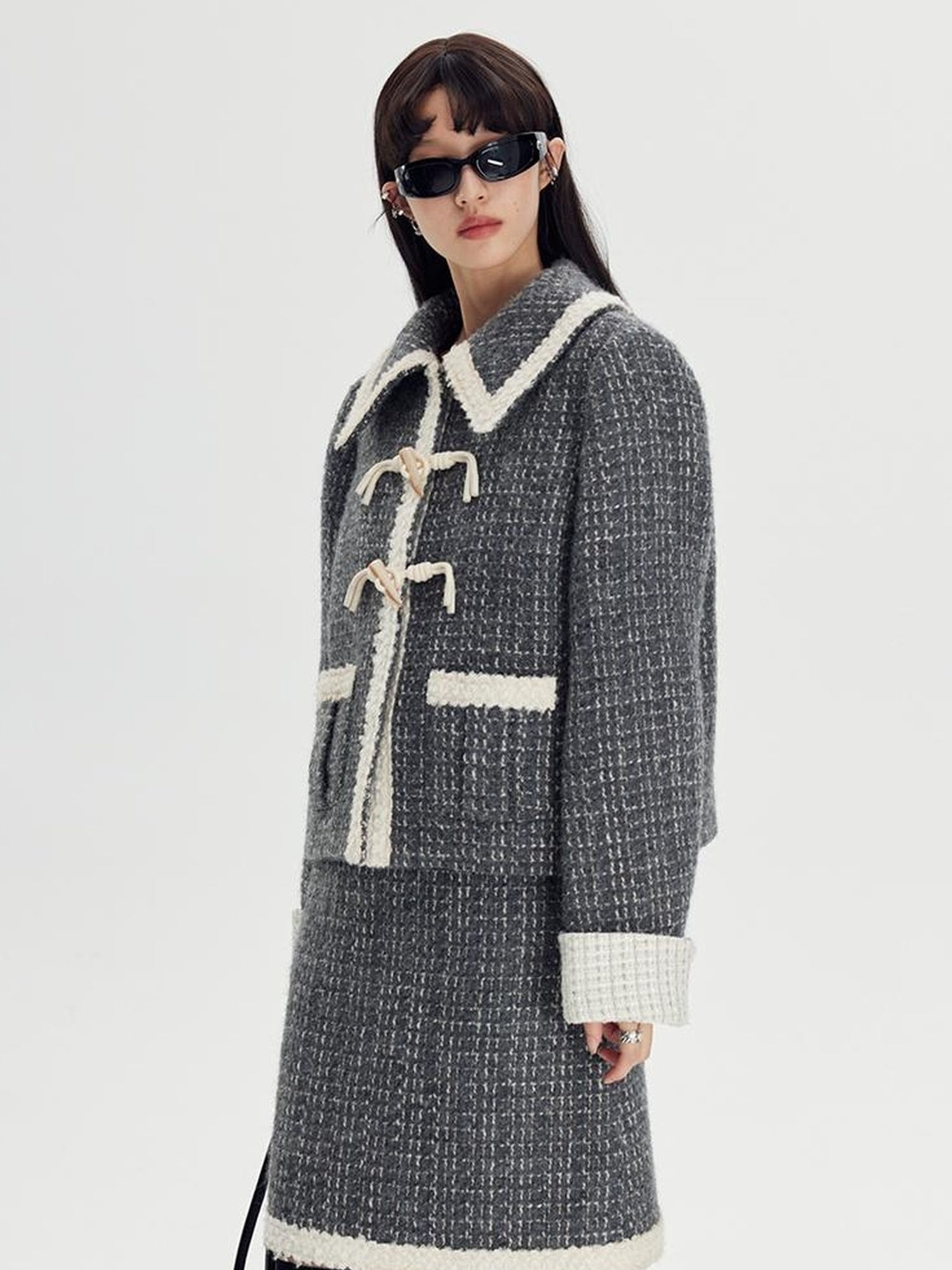 DIDDI MODA Elegant Tweed Scholar Set With Horn Buttons