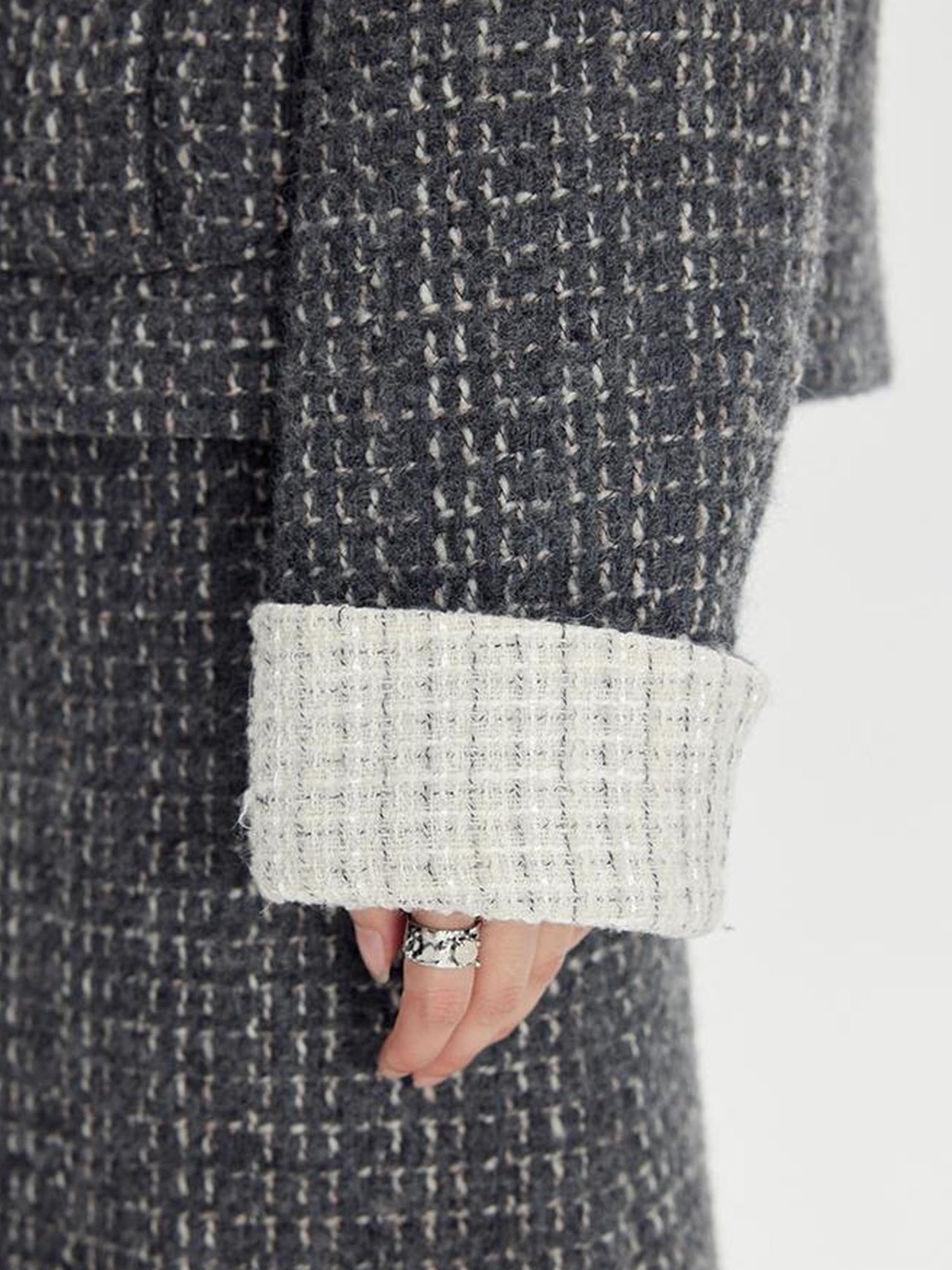 DIDDI MODA Elegant Tweed Scholar Set With Horn Buttons