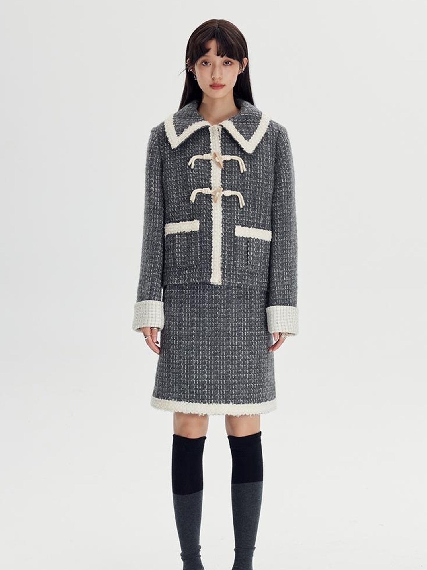 DIDDI MODA Elegant Tweed Scholar Set With Horn Buttons