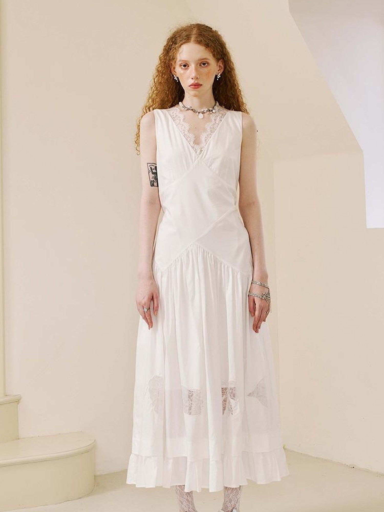 DIDDI MODA Elegant V Neck Lace Trimmed Sheer Maxi Dress